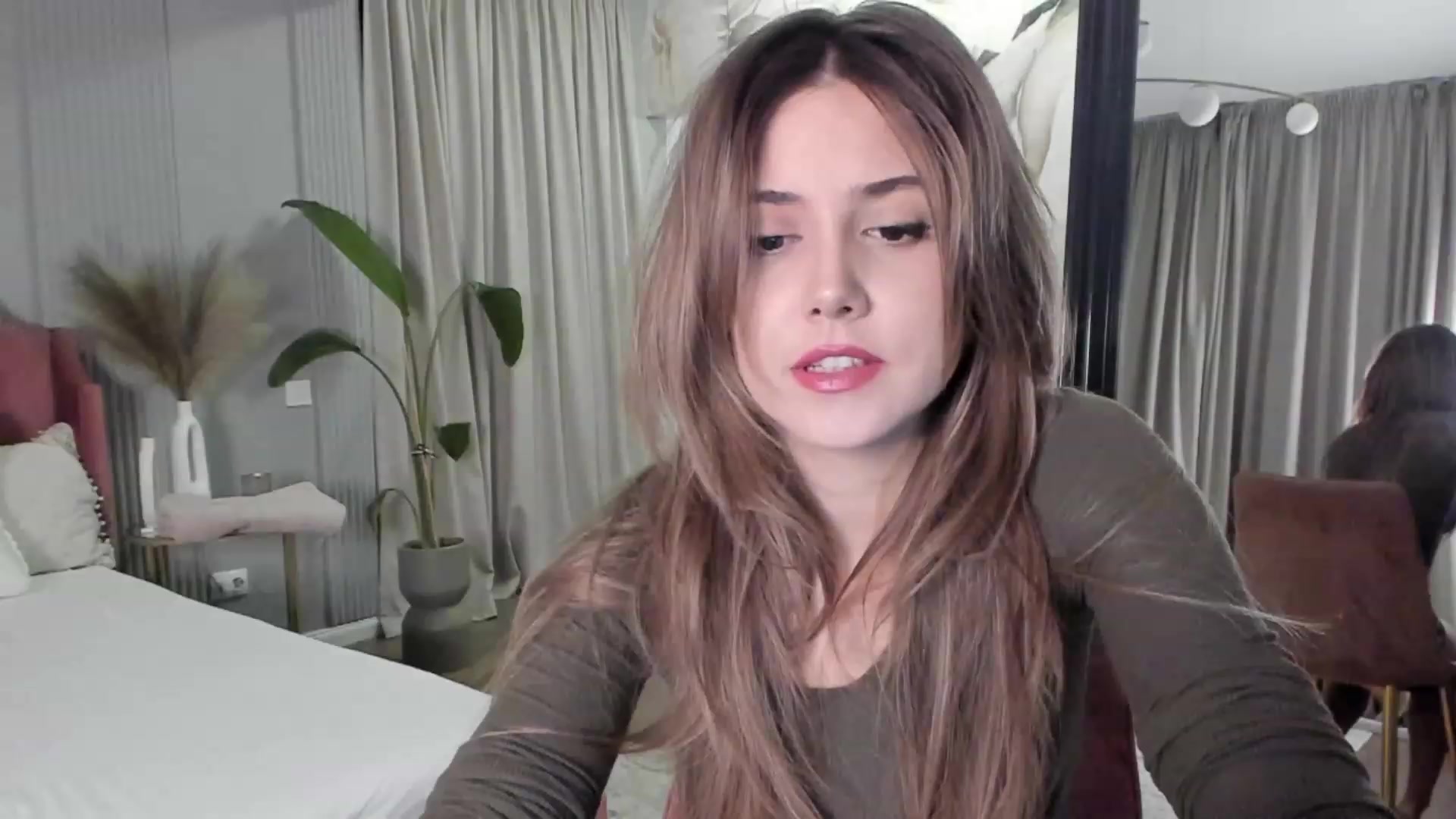 Gallery image thumbnail from NellieCutest's myfreecams stream on, 02/18/2023, 23:24 image 2 of 20