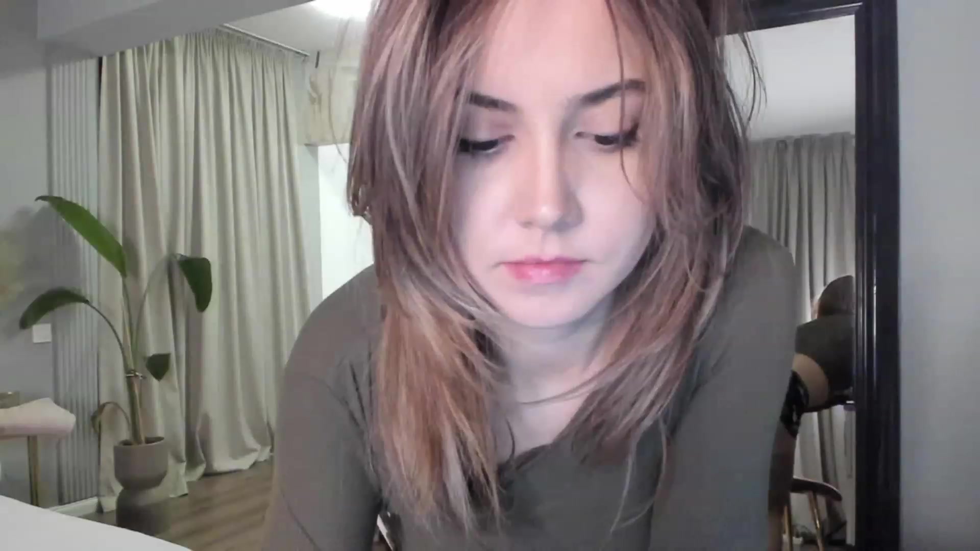 Gallery image thumbnail from NellieCutest's myfreecams stream on, 02/18/2023, 23:24 image 10 of 20
