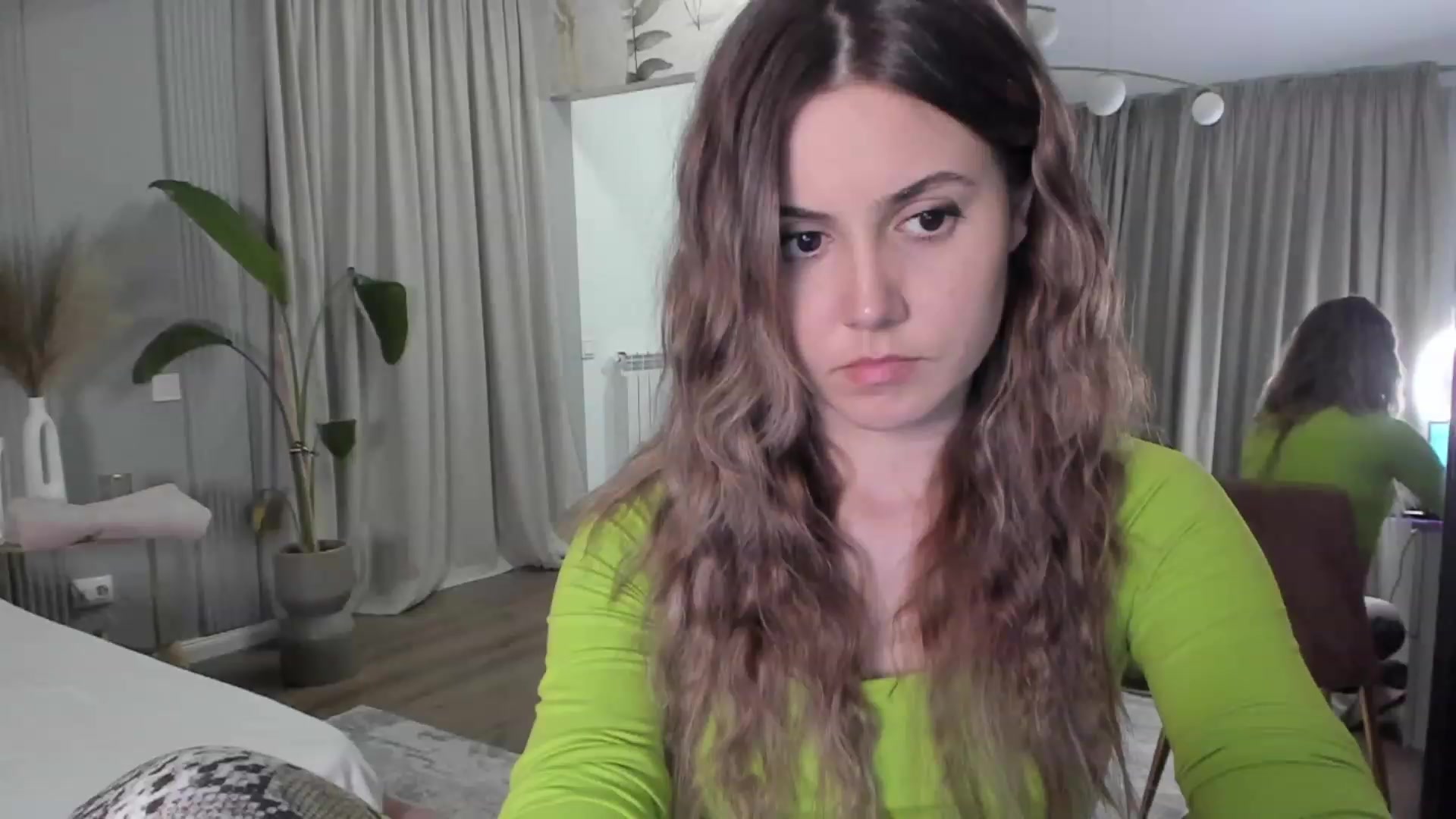 Gallery image thumbnail from NellieCutest's myfreecams stream on, 02/19/2023, 21:43 image 10 of 20