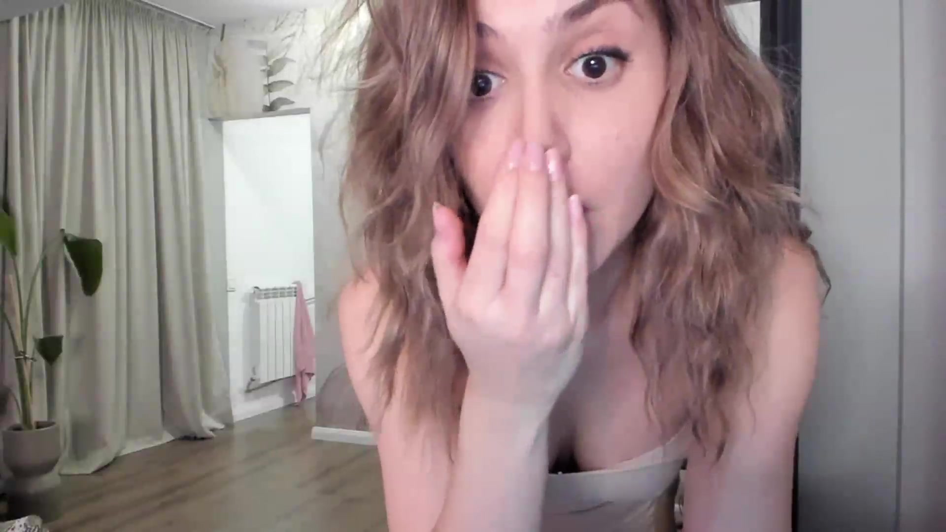 Gallery image thumbnail from NellieCutest's myfreecams stream on, 02/19/2023, 21:43 image 20 of 20