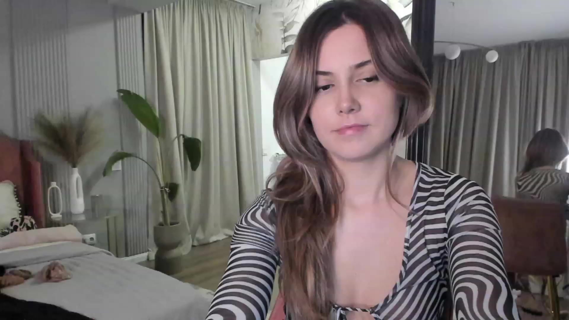 Gallery image thumbnail from NellieCutest's myfreecams stream on, 03/02/2023, 22:34 image 9 of 20