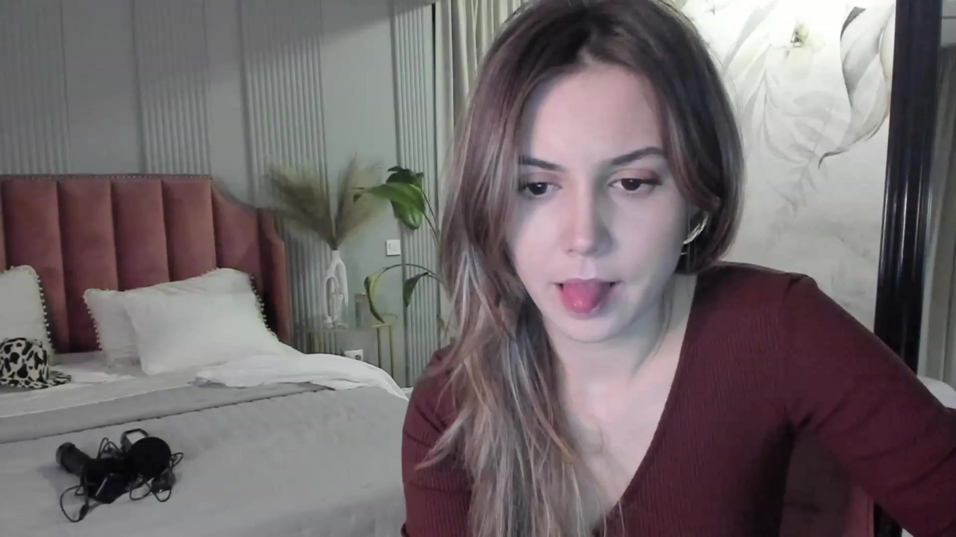 Gallery image thumbnail from NellieCutest's myfreecams stream on, 03/09/2023, 20:37 image 8 of 20