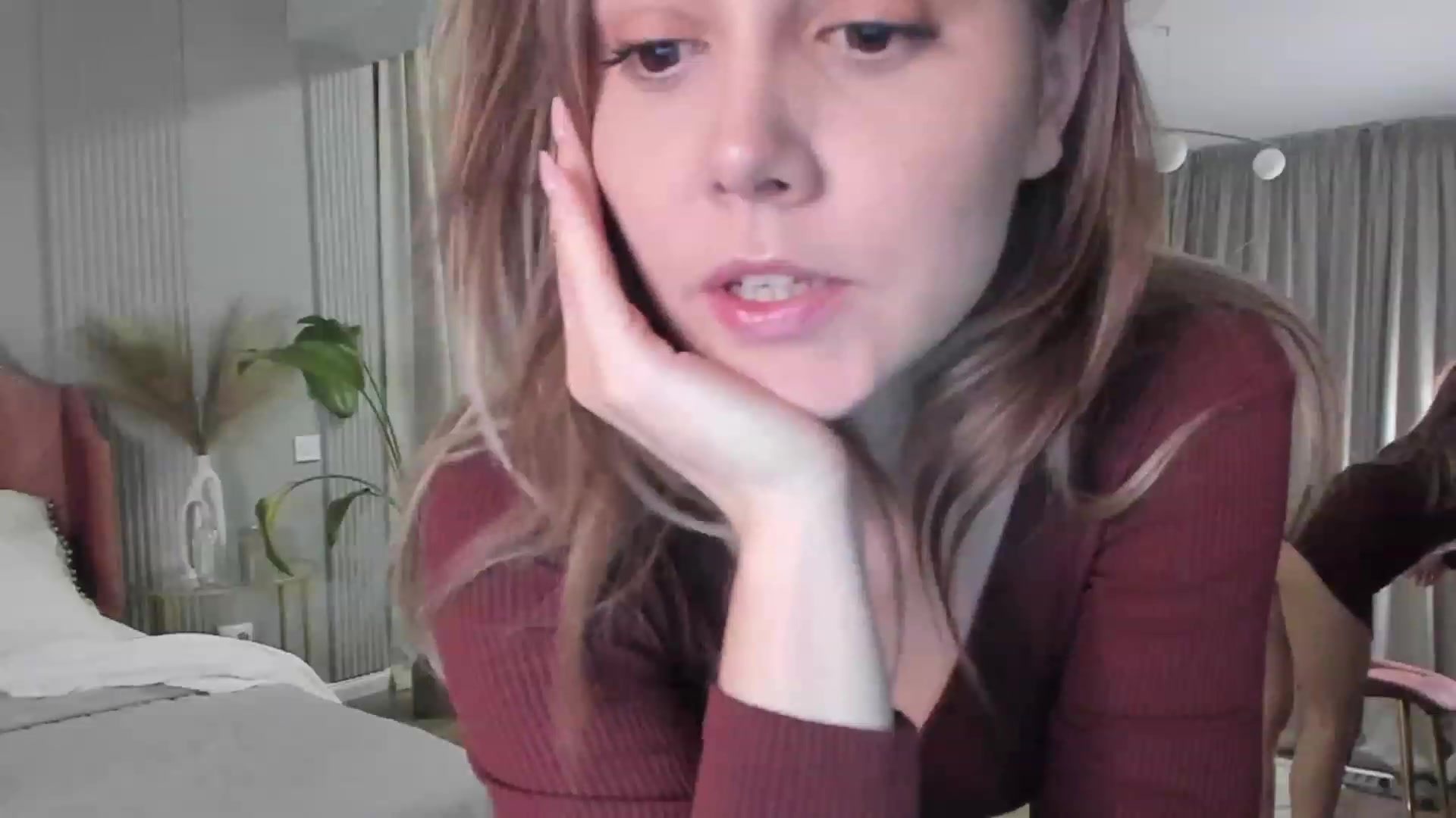 Gallery image thumbnail from NellieCutest's myfreecams stream on, 03/09/2023, 20:37 image 17 of 20