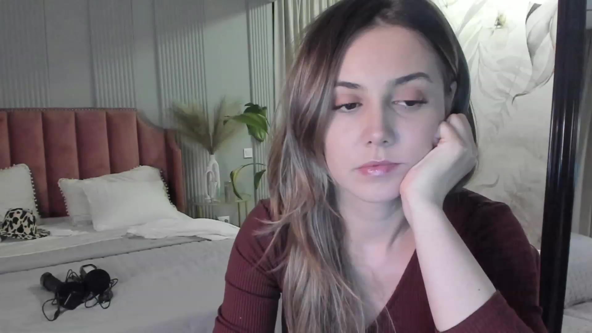 Gallery image thumbnail from NellieCutest's myfreecams stream on, 03/09/2023, 20:37 image 12 of 20