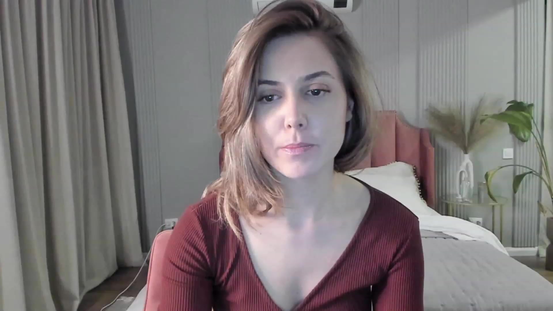 Gallery image thumbnail from NellieCutest's myfreecams stream on, 03/09/2023, 22:21 image 1 of 20