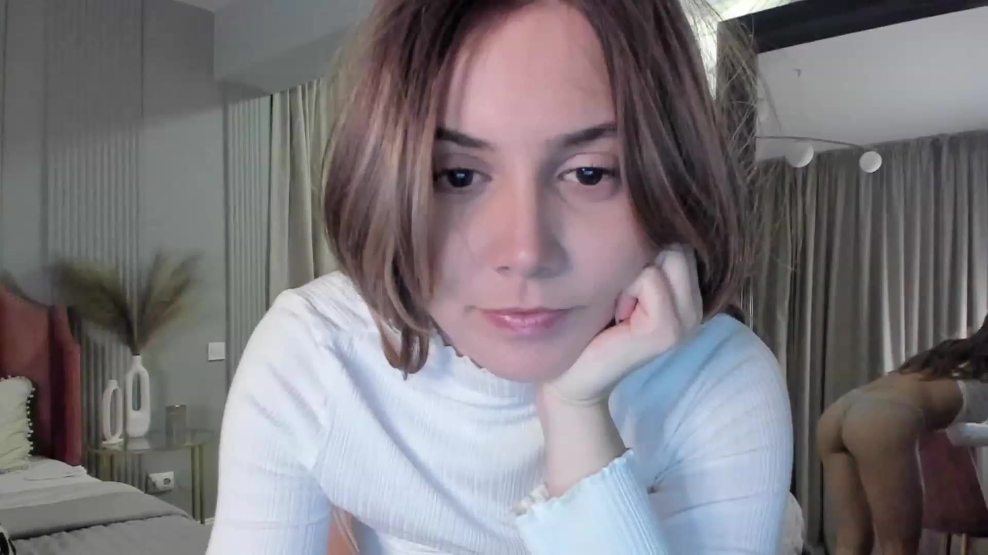 Gallery image thumbnail from NellieCutest's myfreecams stream on, 03/10/2023, 22:06 image 12 of 20