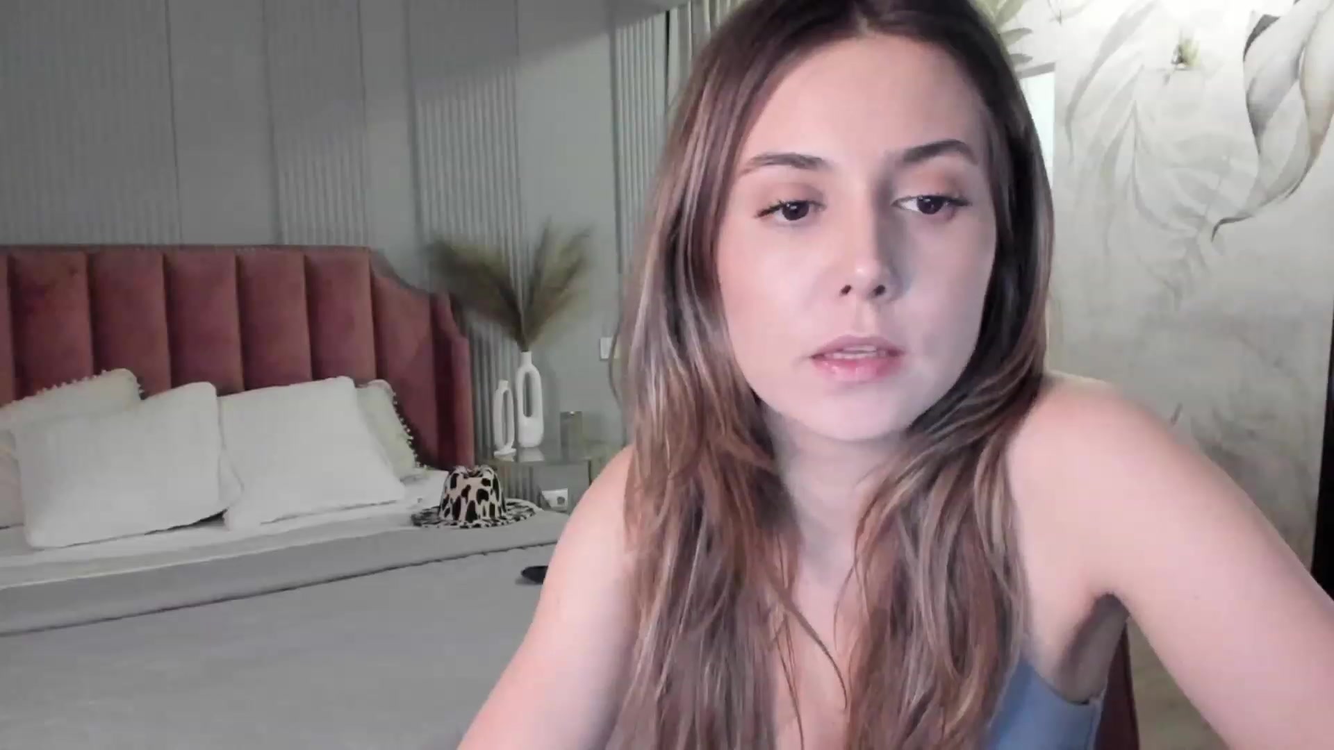 Gallery image thumbnail from NellieCutest's myfreecams stream on, 03/11/2023, 22:12 image 4 of 20