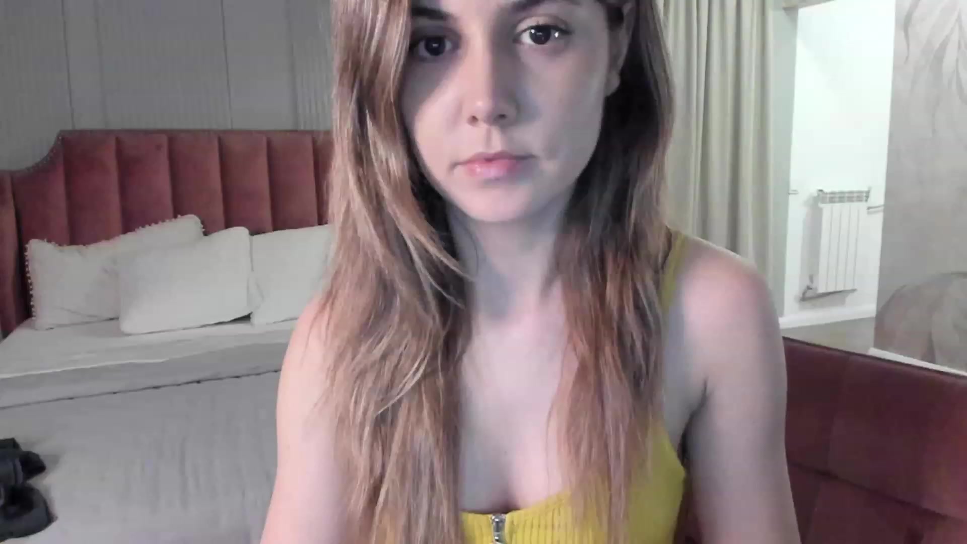 Gallery image thumbnail from NellieCutest's myfreecams stream on, 03/12/2023, 22:27 image 14 of 20