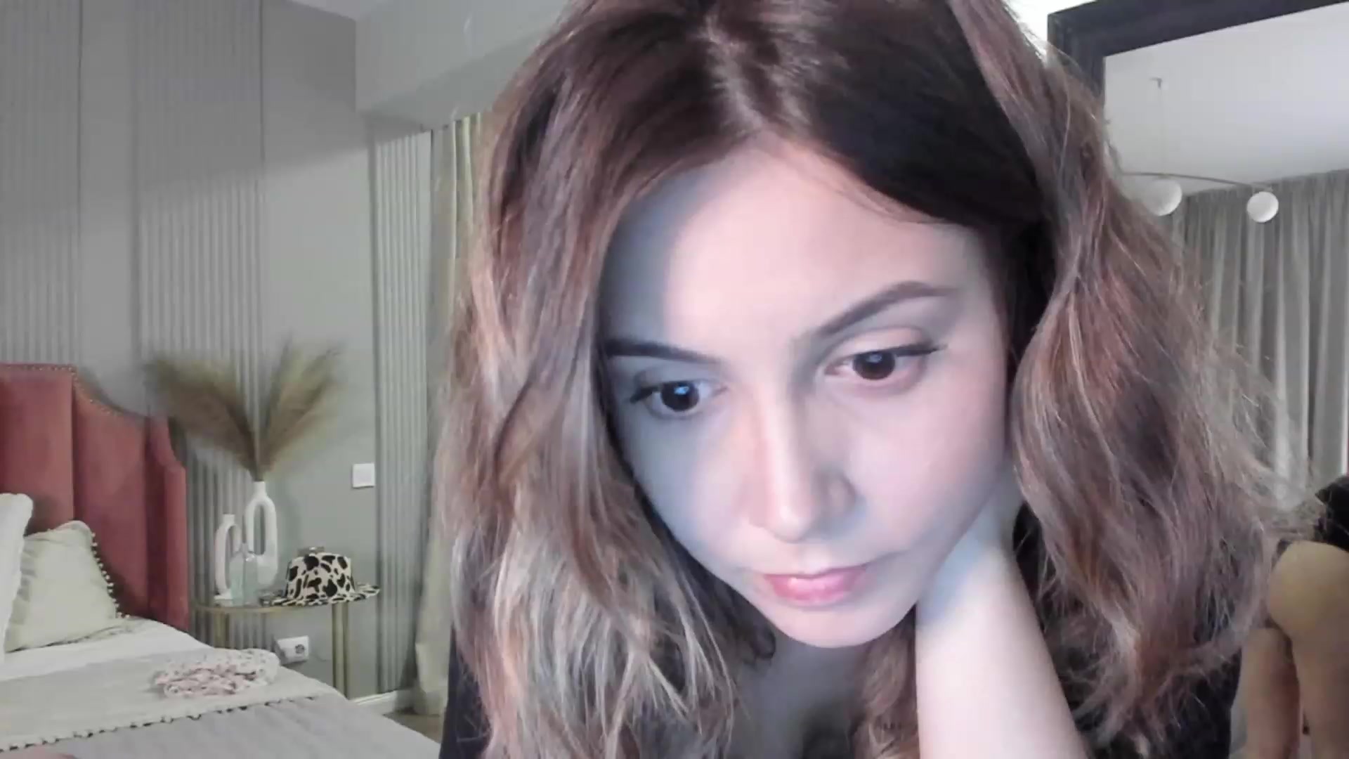 Gallery image thumbnail from NellieCutest's myfreecams stream on, 03/19/2023, 21:25 image 17 of 20