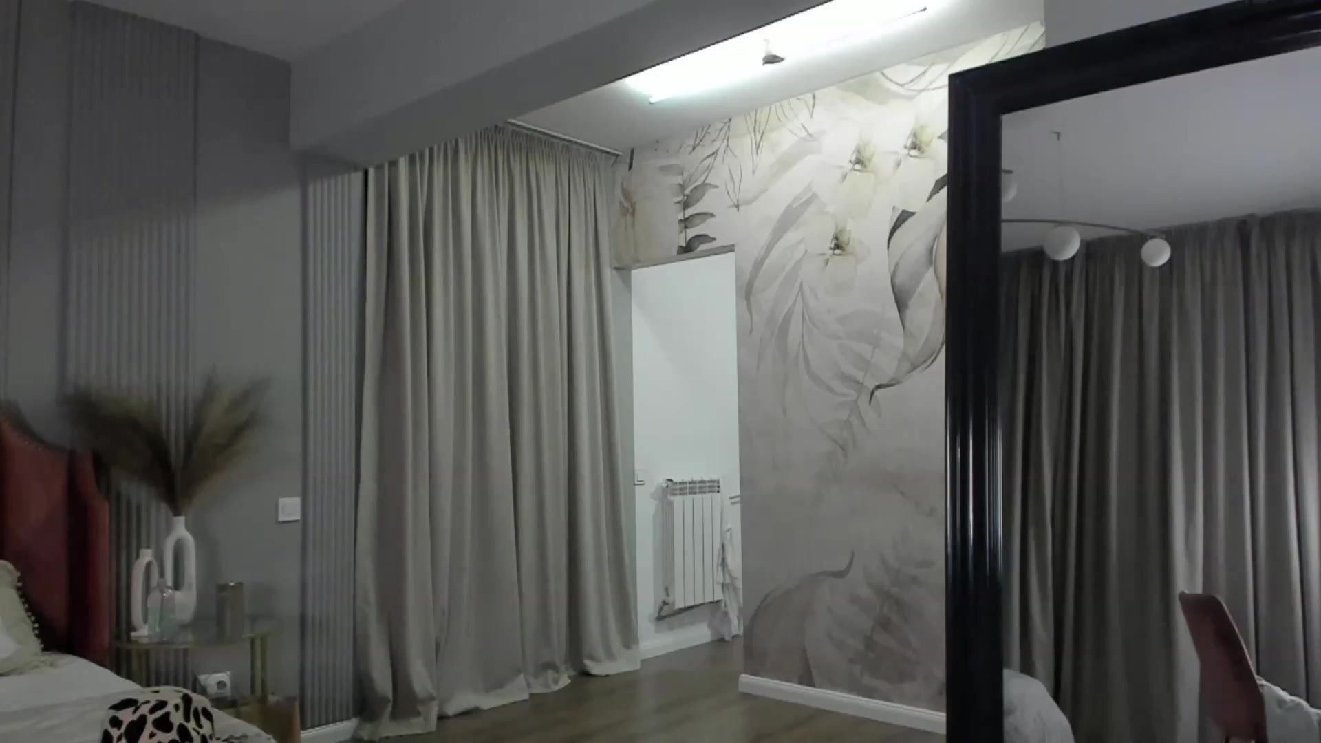 Gallery image thumbnail from NellieCutest's myfreecams stream on, 03/24/2023, 22:47 image 19 of 20