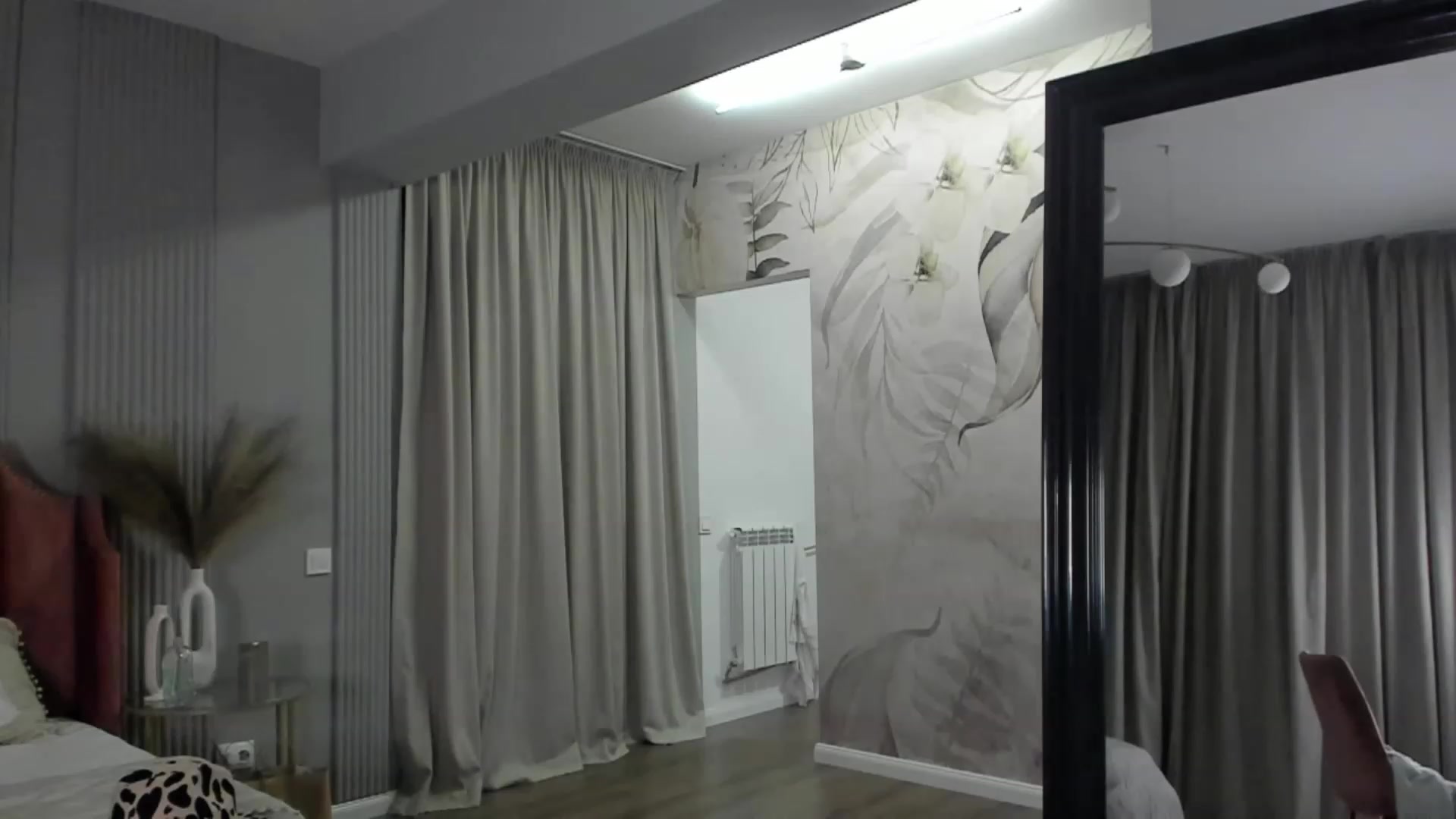Gallery image thumbnail from NellieCutest's myfreecams stream on, 03/24/2023, 22:47 image 18 of 20