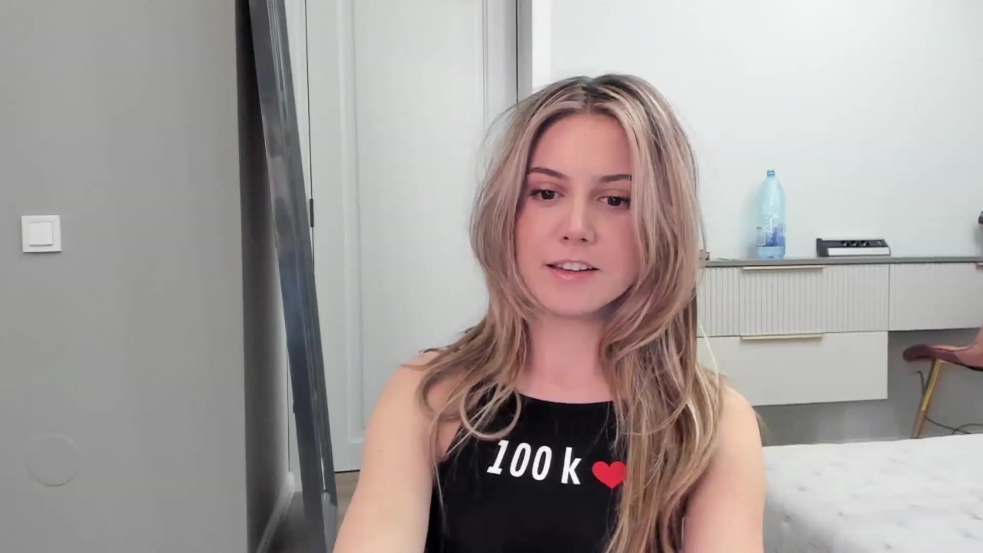 Gallery image thumbnail from NellieCutest's myfreecams stream on, 04/07/2023, 20:30 image 14 of 20