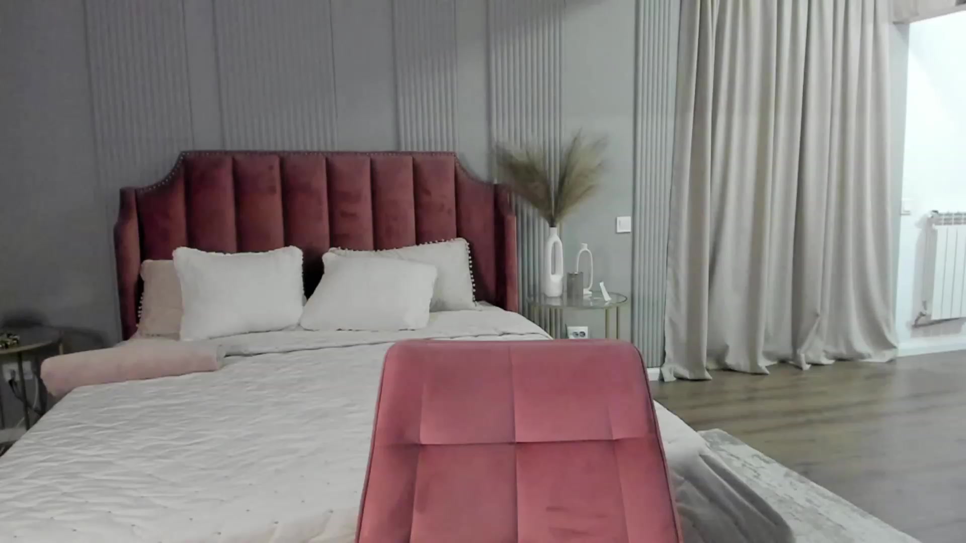 Gallery image thumbnail from NellieCutest's myfreecams stream on, 05/04/2023, 21:43 image 5 of 20