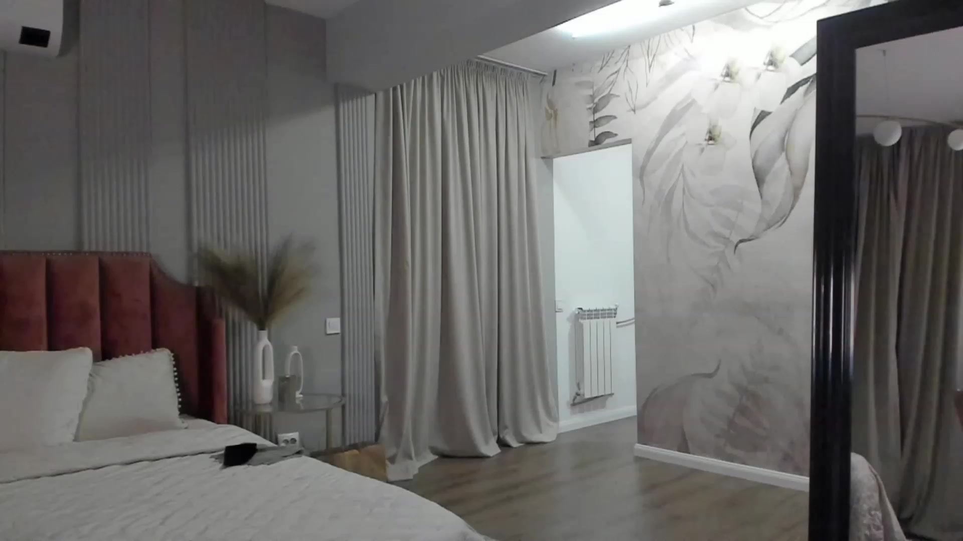 Gallery image thumbnail from NellieCutest's myfreecams stream on, 05/21/2023, 22:05 image 3 of 20