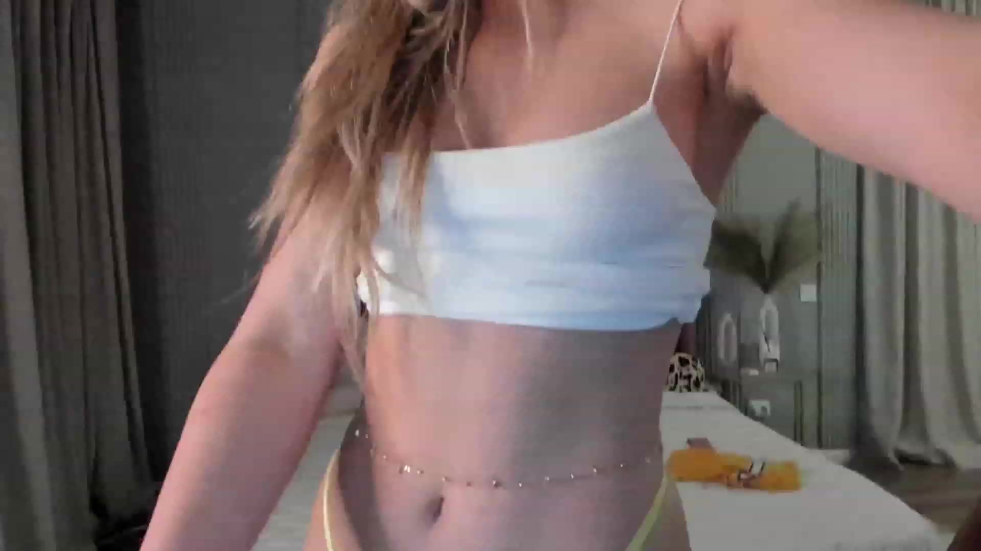 Gallery image thumbnail from NellieCutest's myfreecams stream on, 06/16/2023, 20:44 image 7 of 20