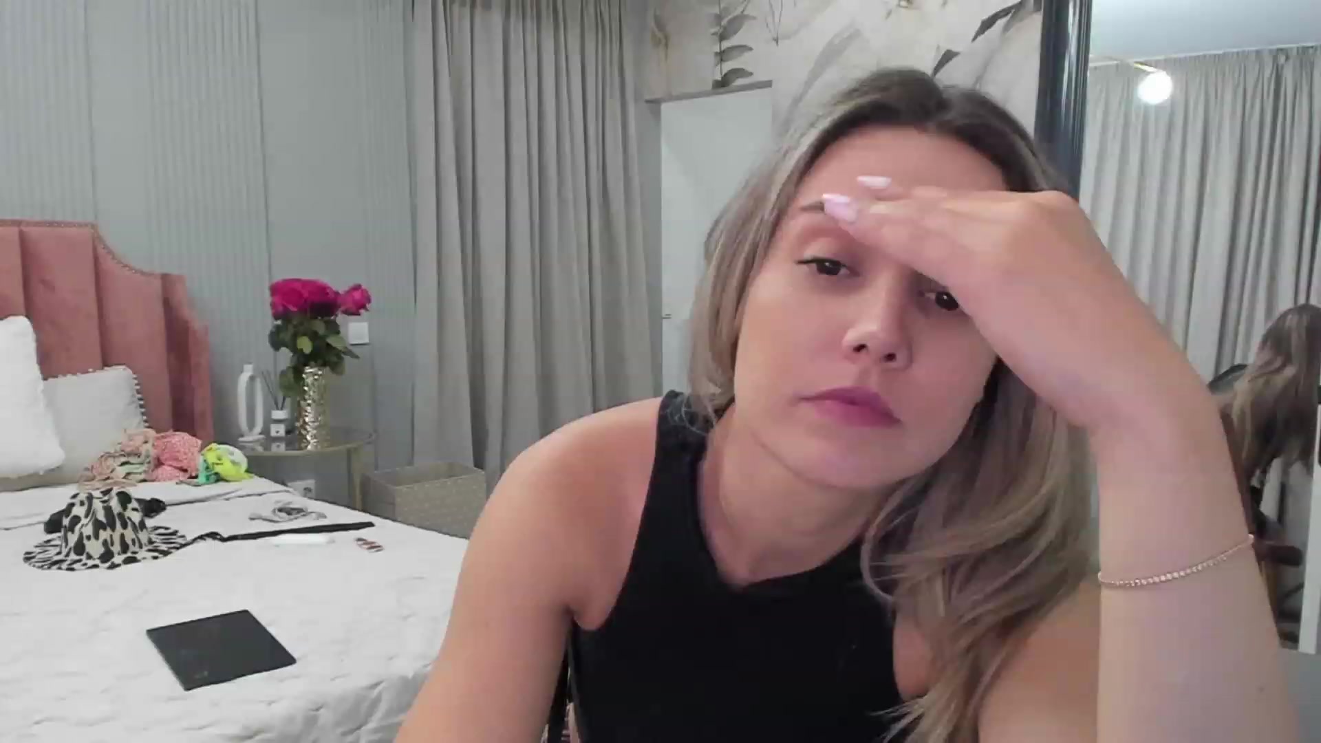 Gallery image thumbnail from NellieCutest's myfreecams stream on, 07/08/2023, 19:44 image 20 of 20