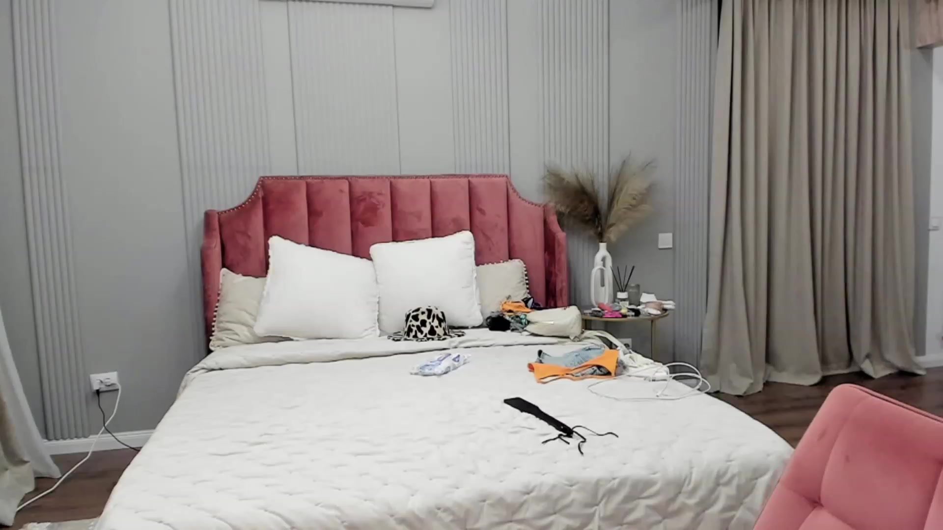 Gallery image thumbnail from NellieCutest's myfreecams stream on, 07/13/2023, 21:52 image 18 of 20
