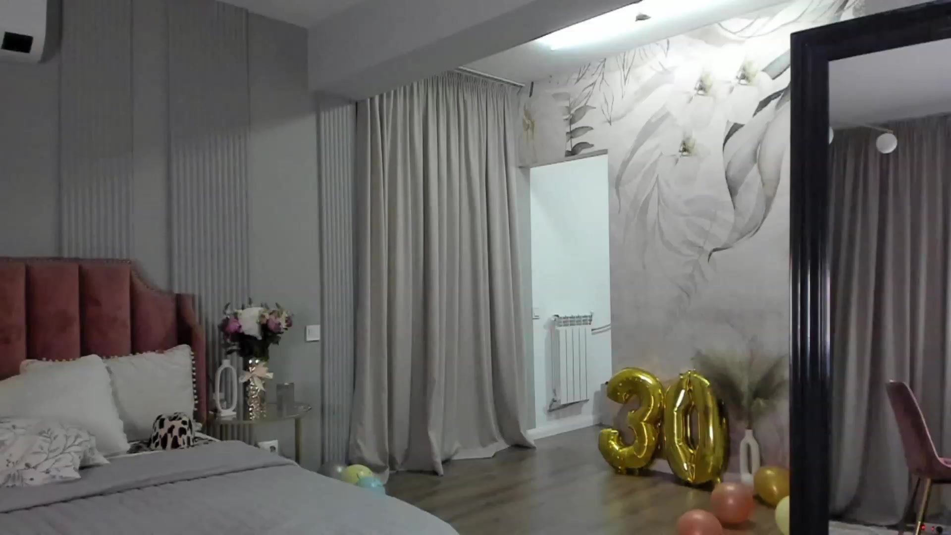 Gallery image thumbnail from NellieCutest's myfreecams stream on, 08/10/2023, 21:58 image 3 of 20