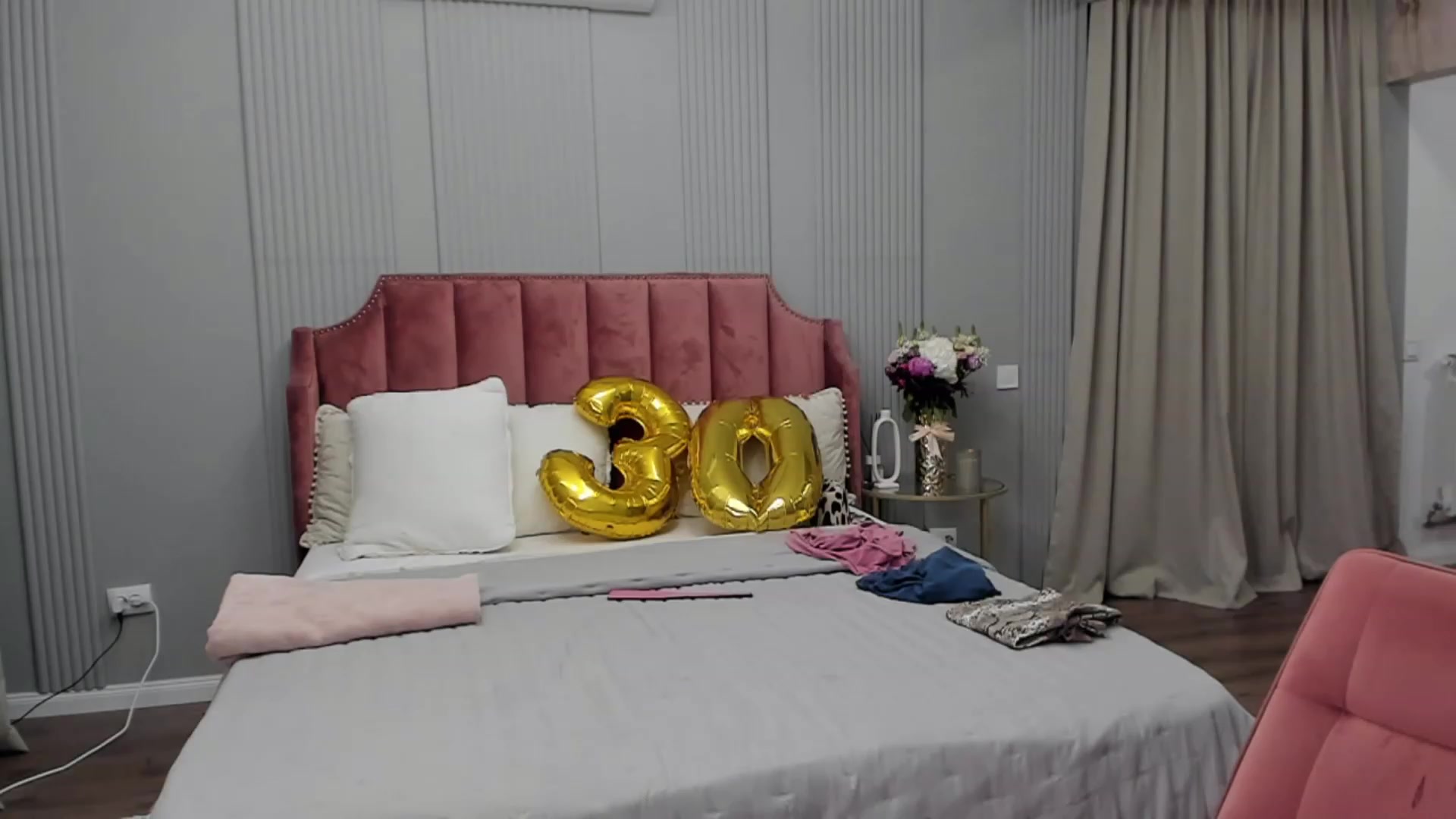 Gallery image thumbnail from NellieCutest's myfreecams stream on, 08/12/2023, 21:41 image 13 of 20