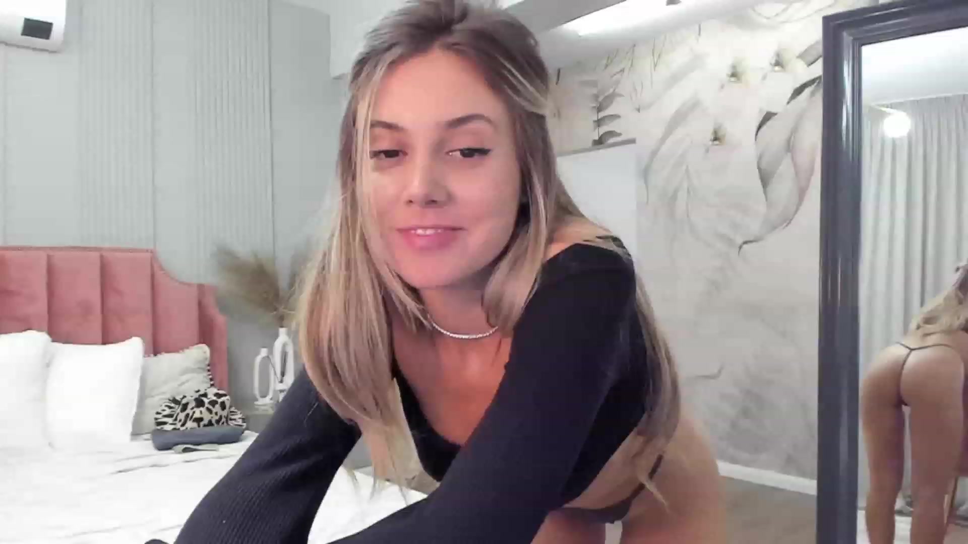 Gallery image thumbnail from NellieCutest's myfreecams stream on, 09/09/2023, 21:53 image 16 of 20