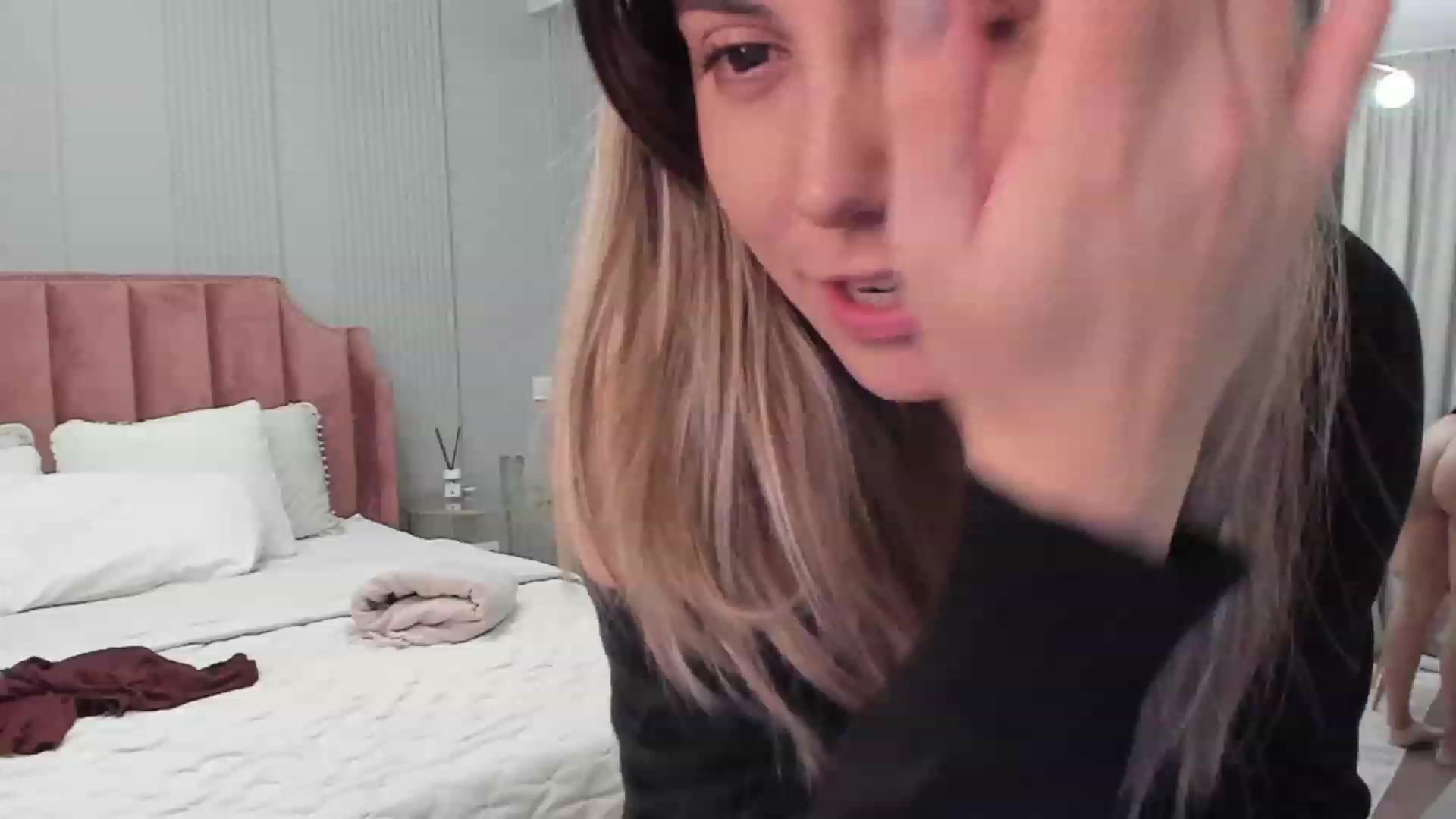 Gallery image thumbnail from NellieCutest's myfreecams stream on, 12/21/2023, 23:49 image 13 of 20