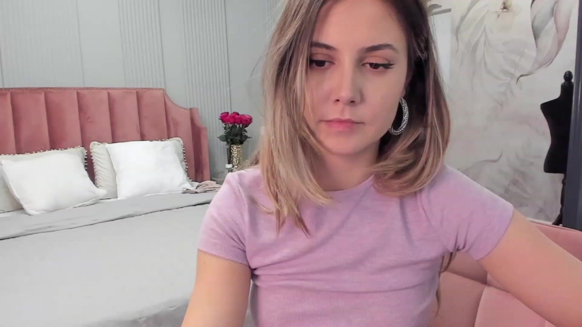 Gallery image thumbnail from NellieCutest's myfreecams stream on, 01/05/2024, 21:20 image 19 of 20