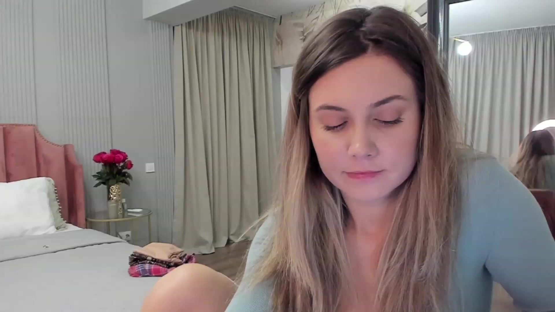 Gallery image thumbnail from NellieCutest's myfreecams stream on, 01/07/2024, 21:45 image 3 of 20