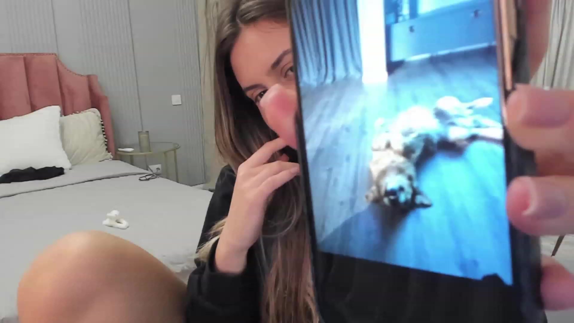 Gallery image thumbnail from NellieCutest's myfreecams stream on, 01/18/2024, 22:48 image 9 of 20