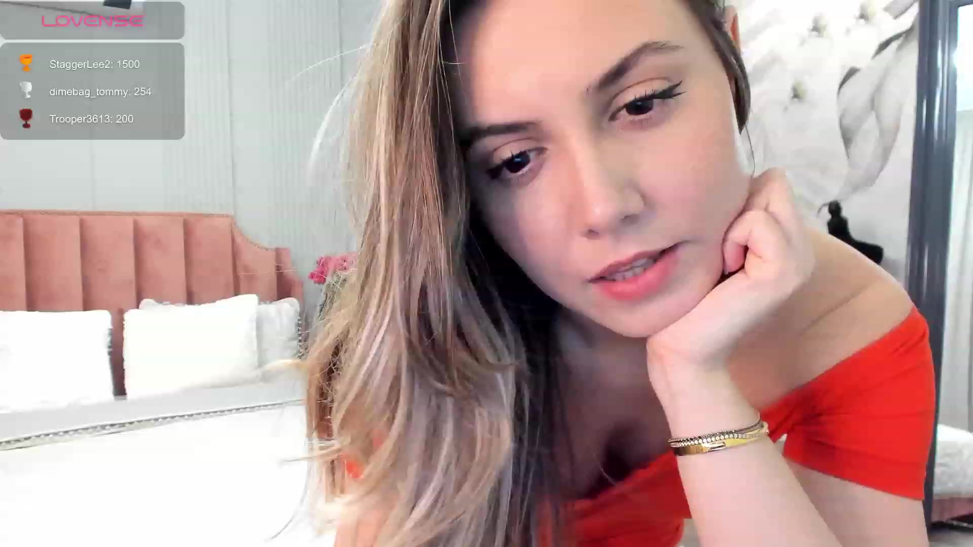 Gallery image thumbnail from NellieCutest's myfreecams stream on, 01/25/2024, 21:34 image 19 of 20