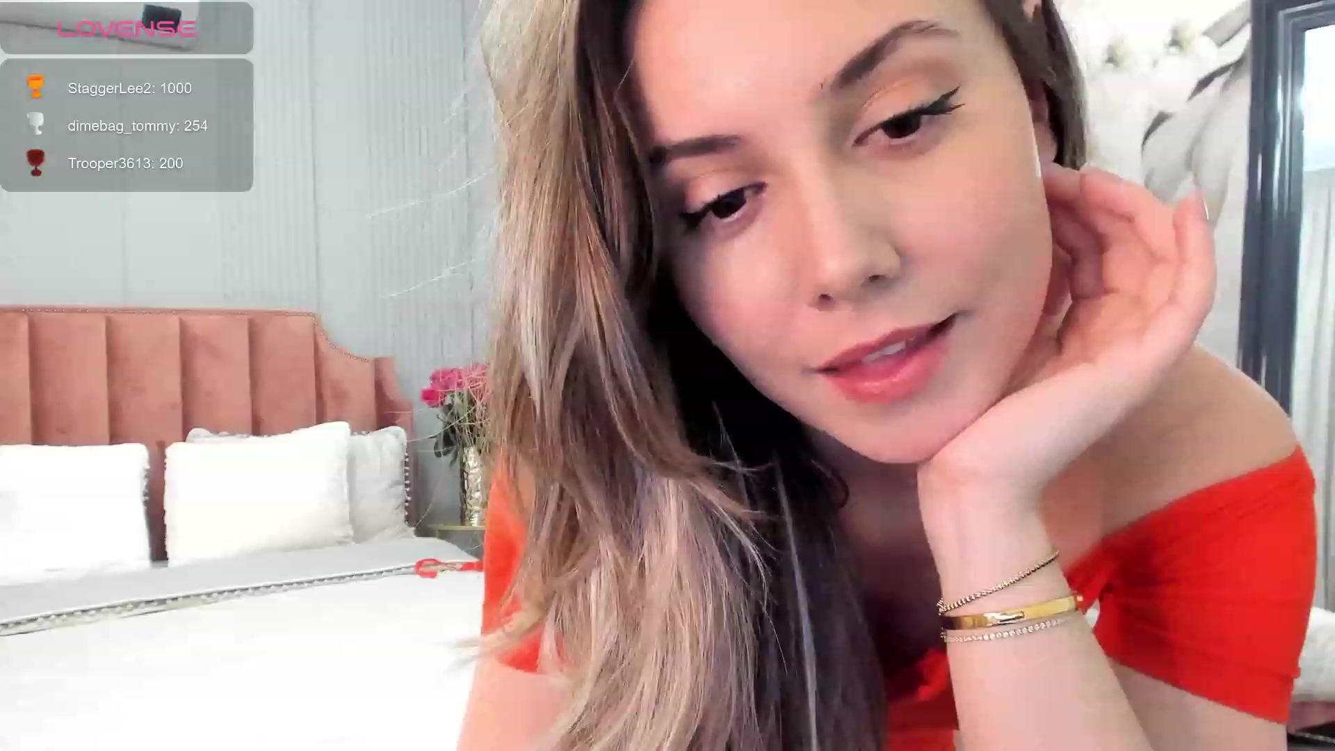 Gallery image thumbnail from NellieCutest's myfreecams stream on, 01/25/2024, 21:34 image 7 of 20