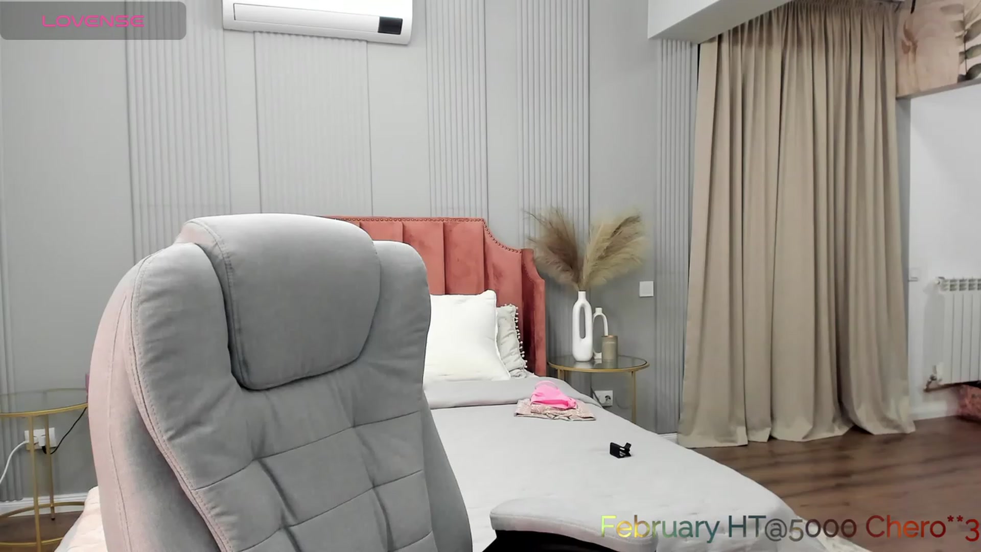 Gallery image thumbnail from NellieCutest's myfreecams stream on, 02/03/2024, 23:35 image 2 of 20