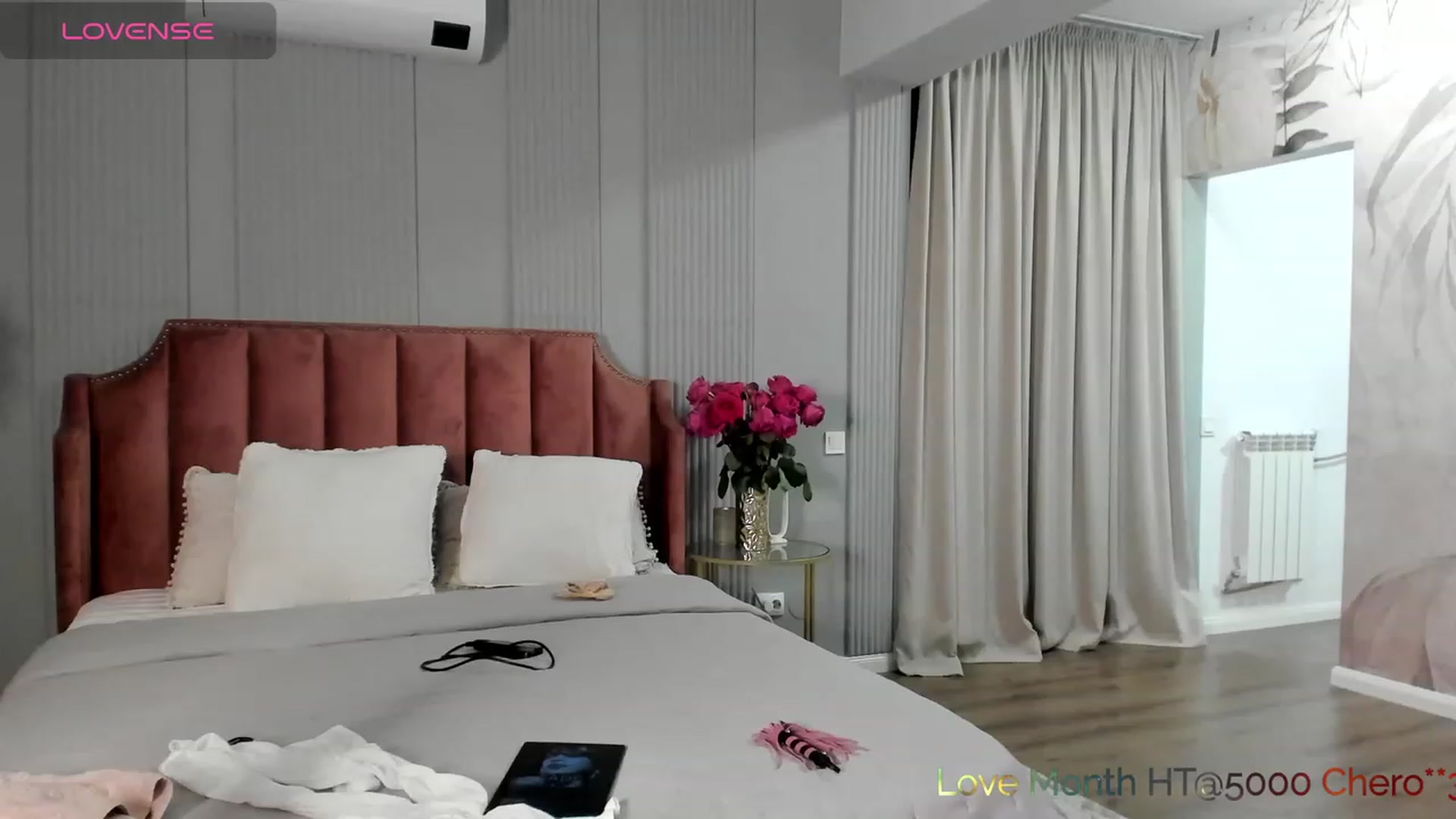 Gallery image thumbnail from NellieCutest's myfreecams stream on, 02/17/2024, 22:32 image 14 of 20