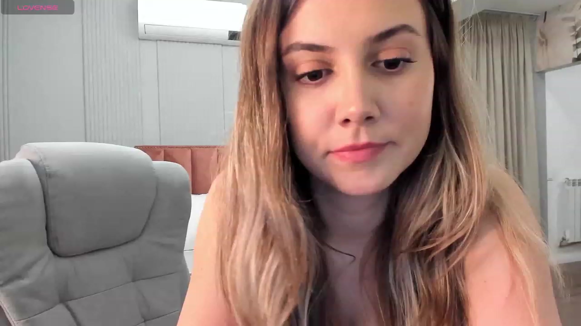 Gallery image thumbnail from NellieCutest's myfreecams stream on, 03/17/2024, 21:14 image 5 of 20