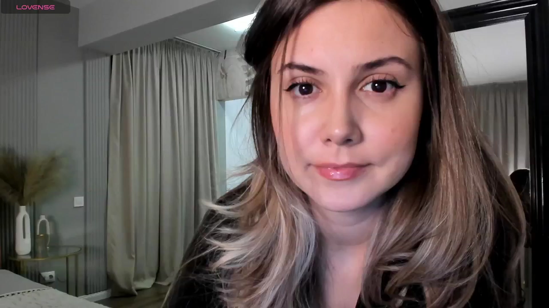 Gallery image thumbnail from NellieCutest's myfreecams stream on, 03/21/2024, 21:57 image 5 of 20