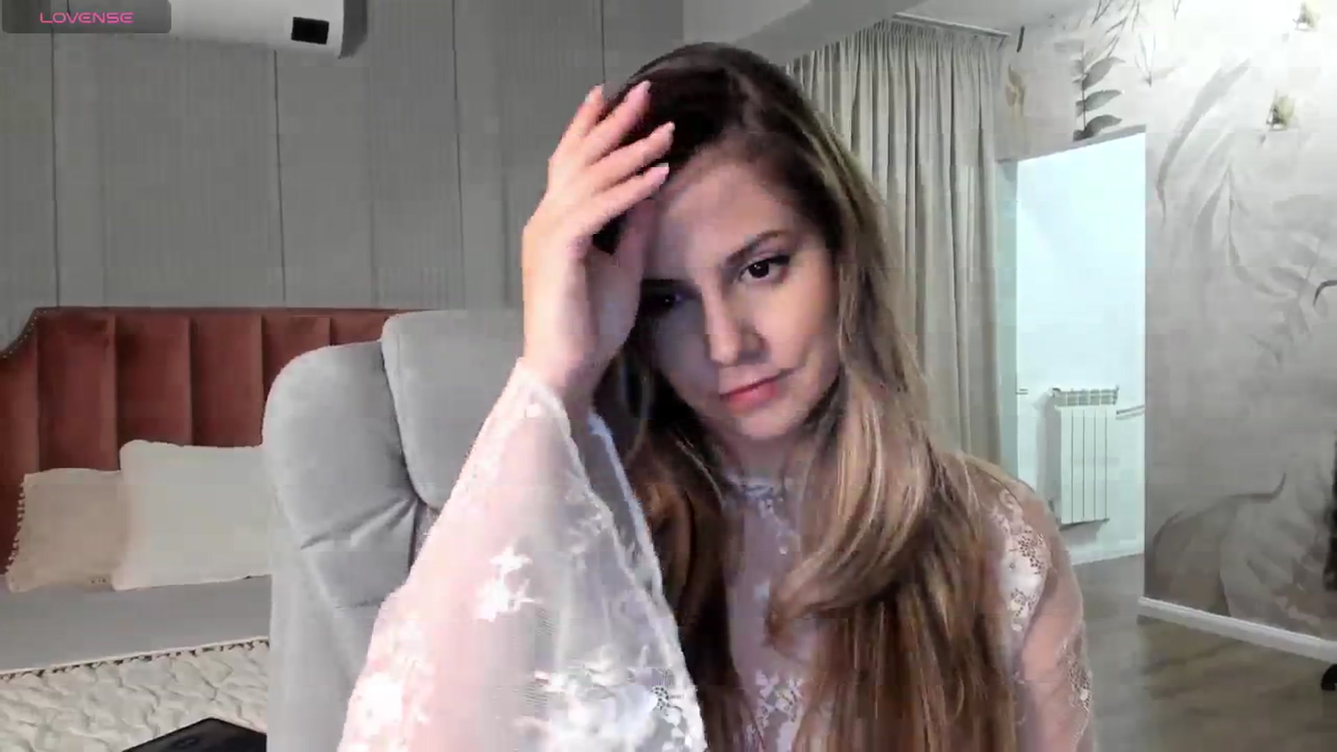 Gallery image thumbnail from NellieCutest's myfreecams stream on, 04/26/2024, 20:25 image 19 of 20