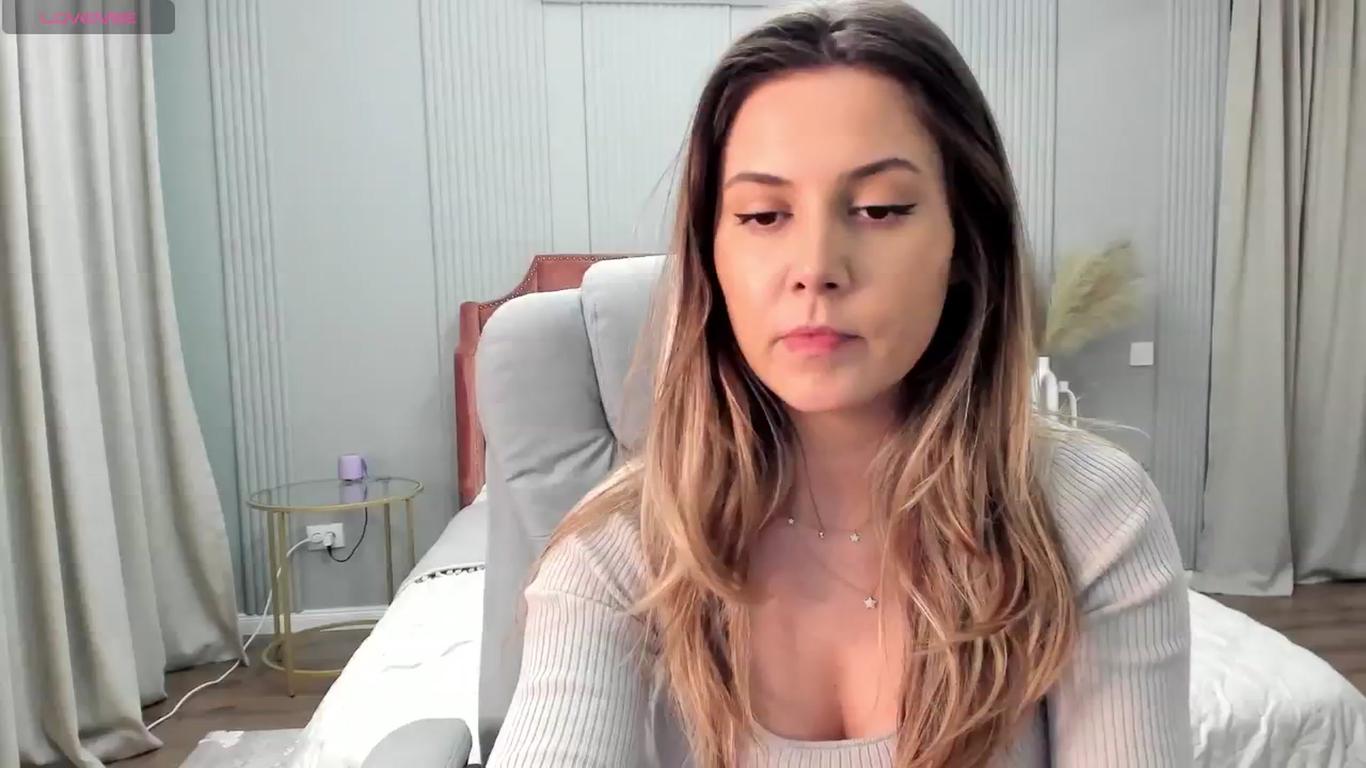 Gallery image thumbnail from NellieCutest's myfreecams stream on, 04/27/2024, 21:44 image 1 of 20