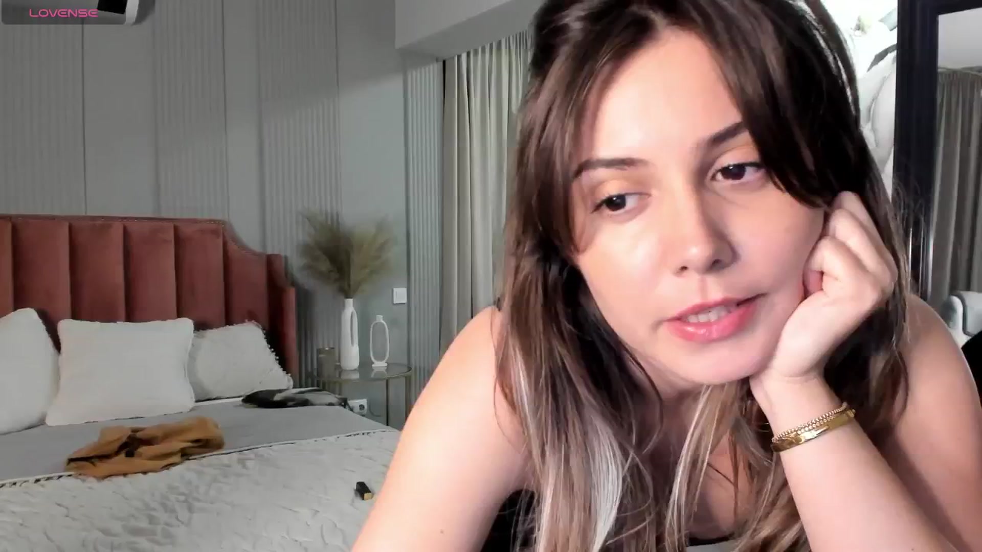 Gallery image thumbnail from NellieCutest's myfreecams stream on, 05/09/2024, 21:42 image 5 of 20