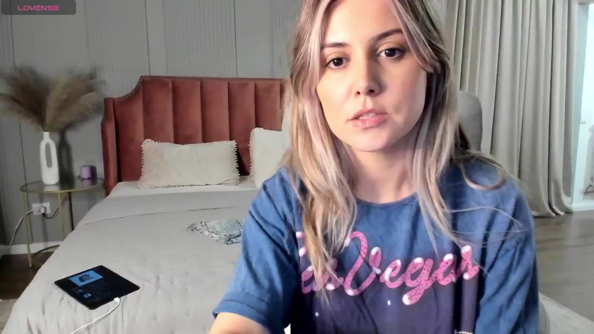 Gallery image thumbnail from NellieCutest's myfreecams stream on, 05/23/2024, 22:40 image 18 of 20