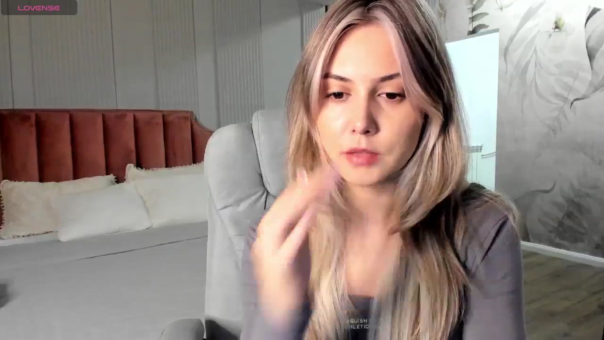 Gallery image thumbnail from NellieCutest's myfreecams stream on, 05/25/2024, 19:43 image 15 of 20