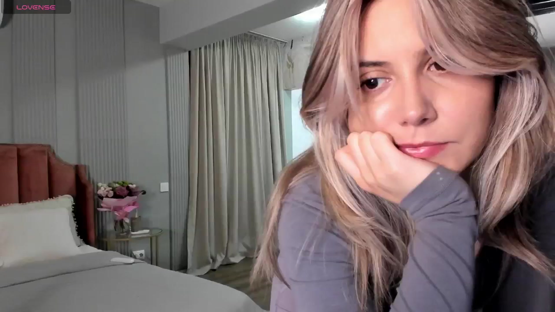 Gallery image thumbnail from NellieCutest's myfreecams stream on, 05/25/2024, 20:29 image 12 of 20