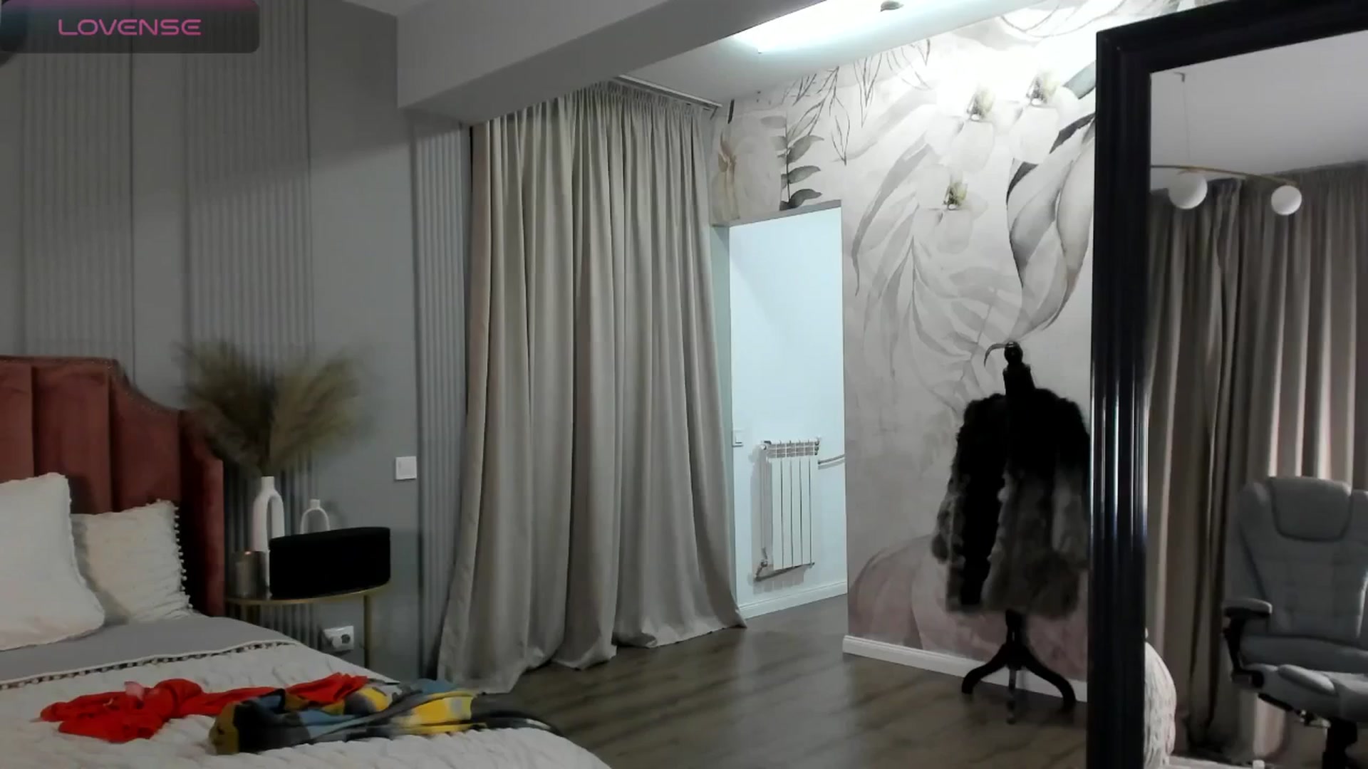 Gallery image thumbnail from NellieCutest's myfreecams stream on, 06/15/2024, 22:05 image 18 of 20