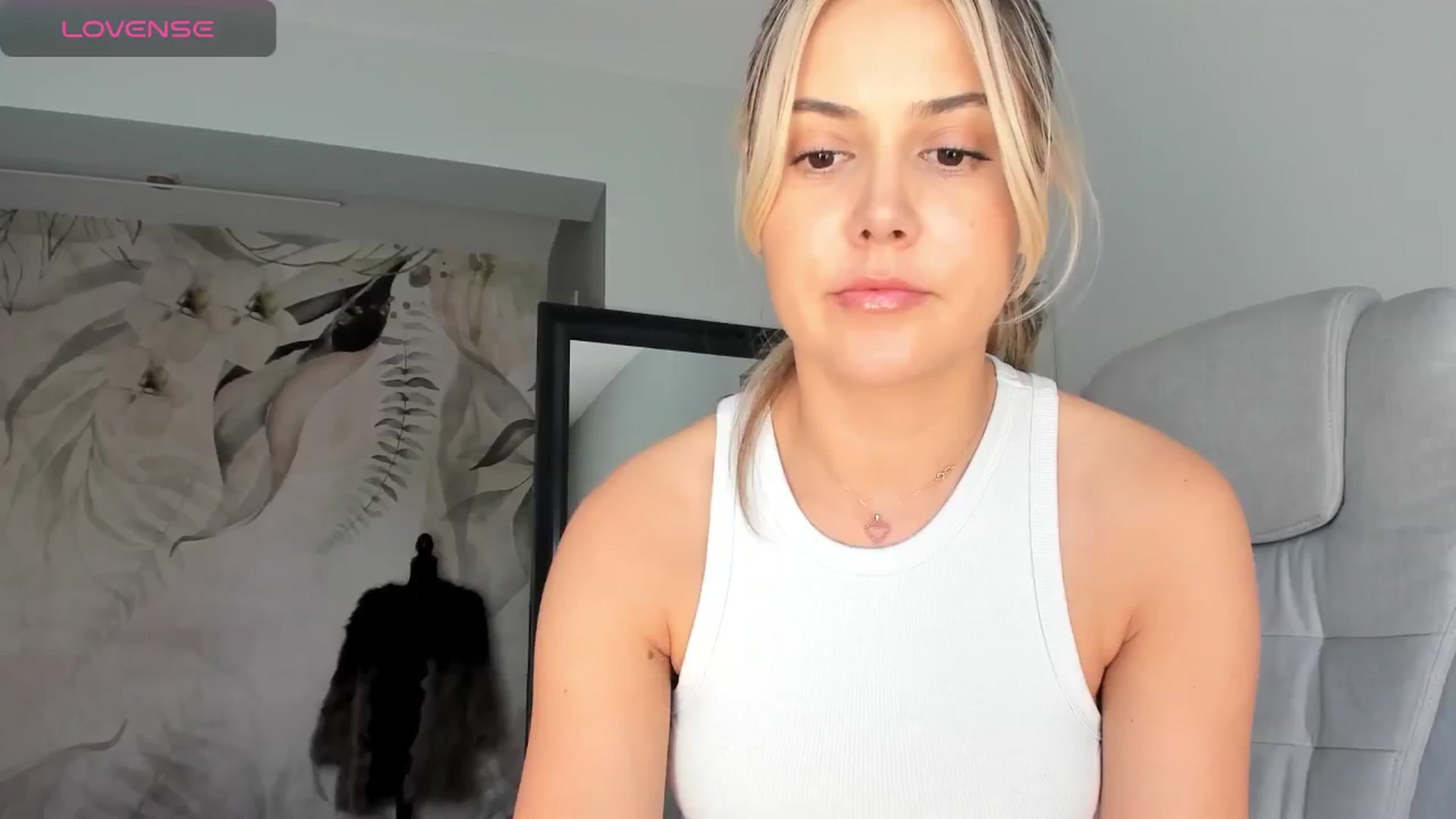 Gallery image thumbnail from NellieCutest's myfreecams stream on, 07/14/2024, 14:36 image 5 of 20