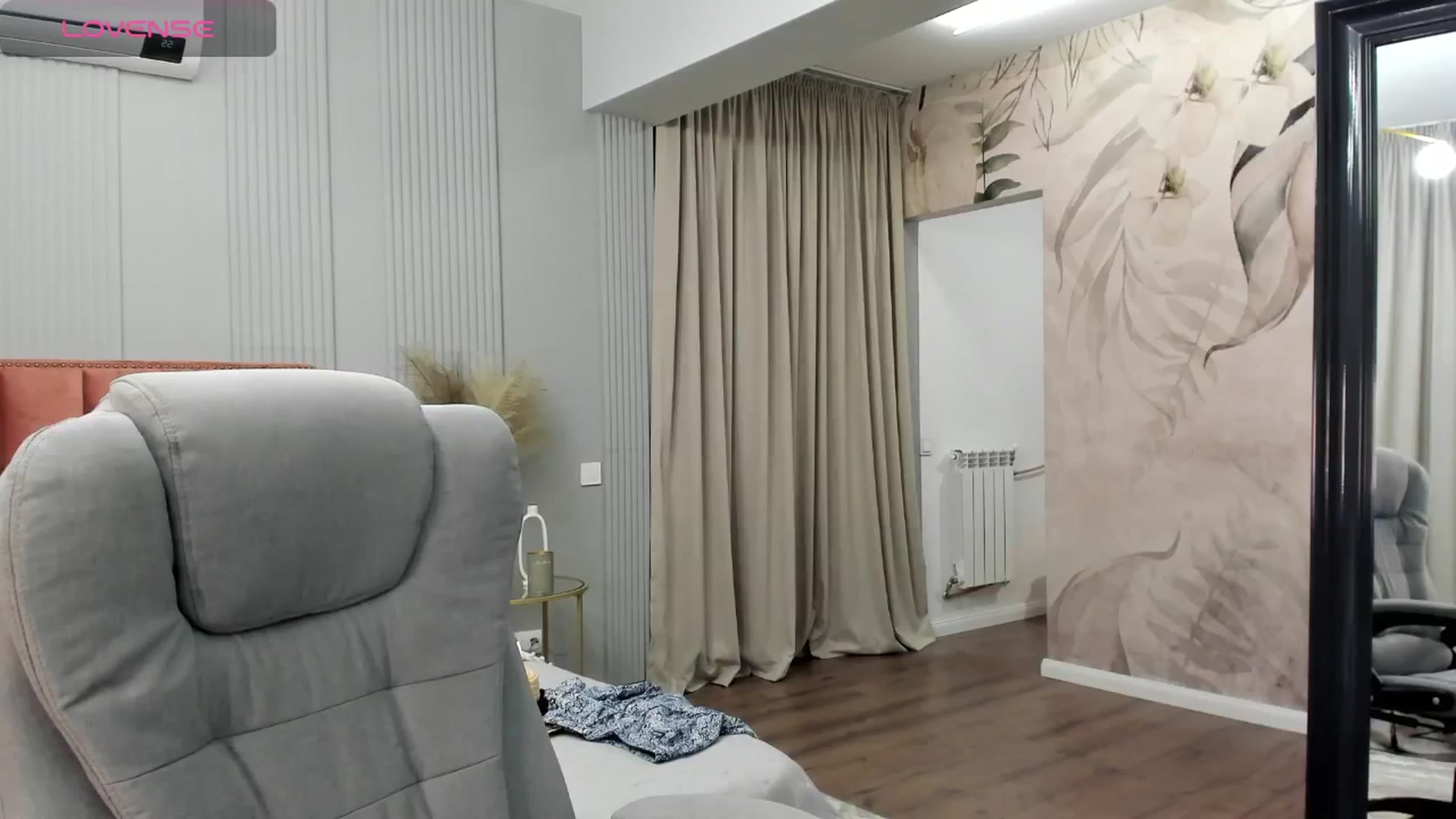 Gallery image thumbnail from NellieCutest's myfreecams stream on, 08/24/2024, 22:11 image 20 of 20