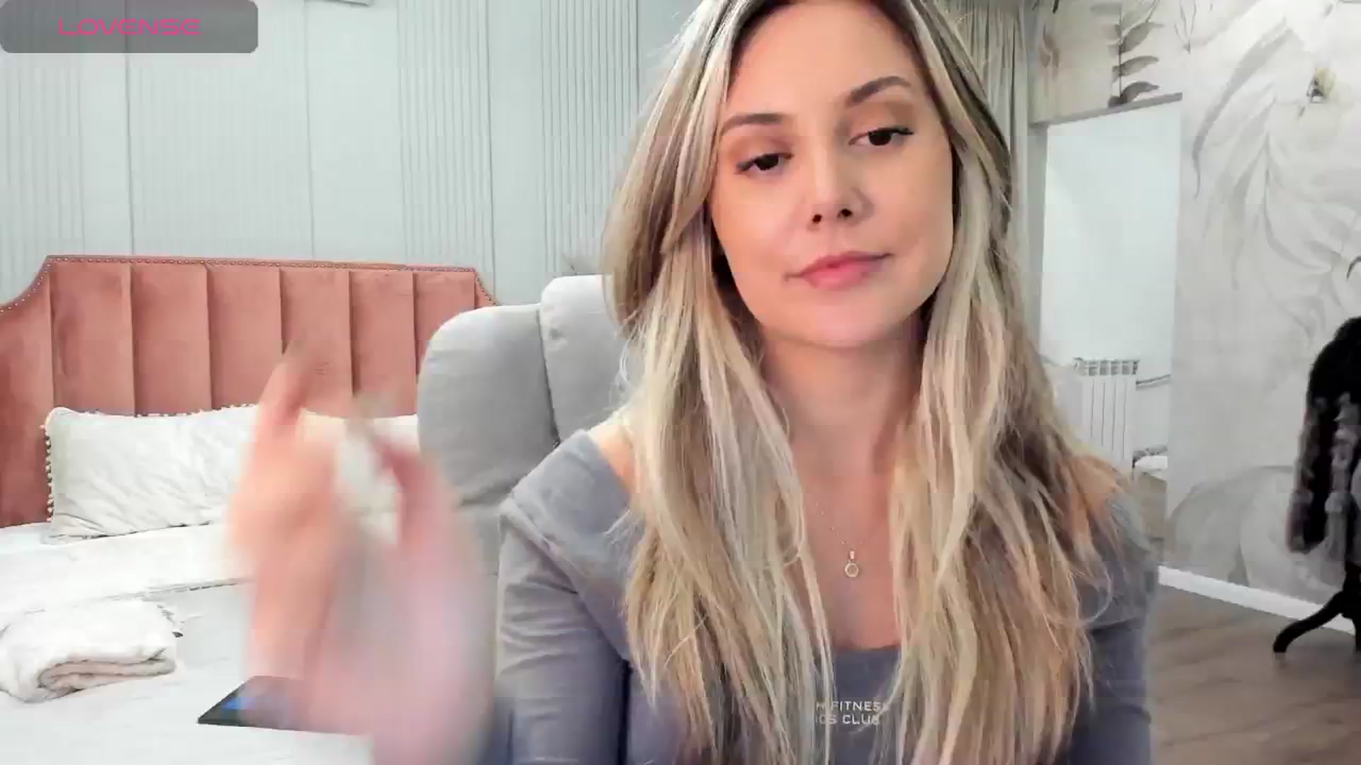 Gallery image thumbnail from NellieCutest's myfreecams stream on, 09/19/2024, 21:52 image 11 of 20