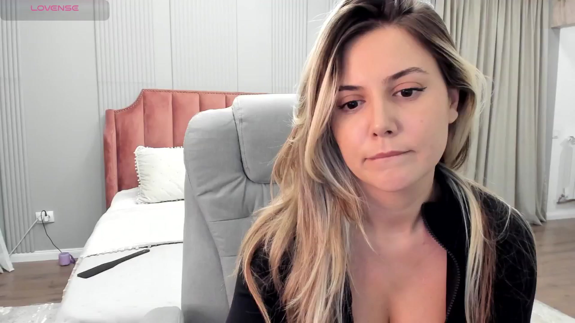 Gallery image thumbnail from NellieCutest's myfreecams stream on, 11/03/2024, 23:20 image 5 of 20