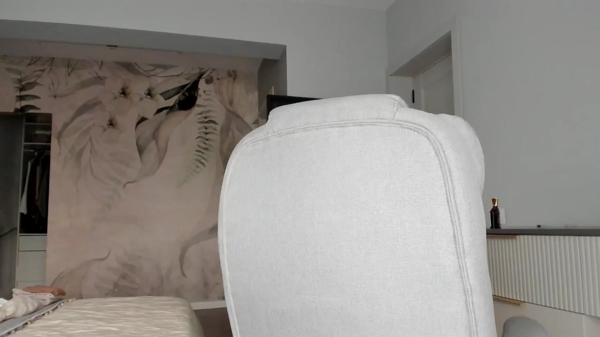 Gallery image thumbnail from NellieCutest's myfreecams stream on, 12/06/2024, 11:22 image 11 of 20