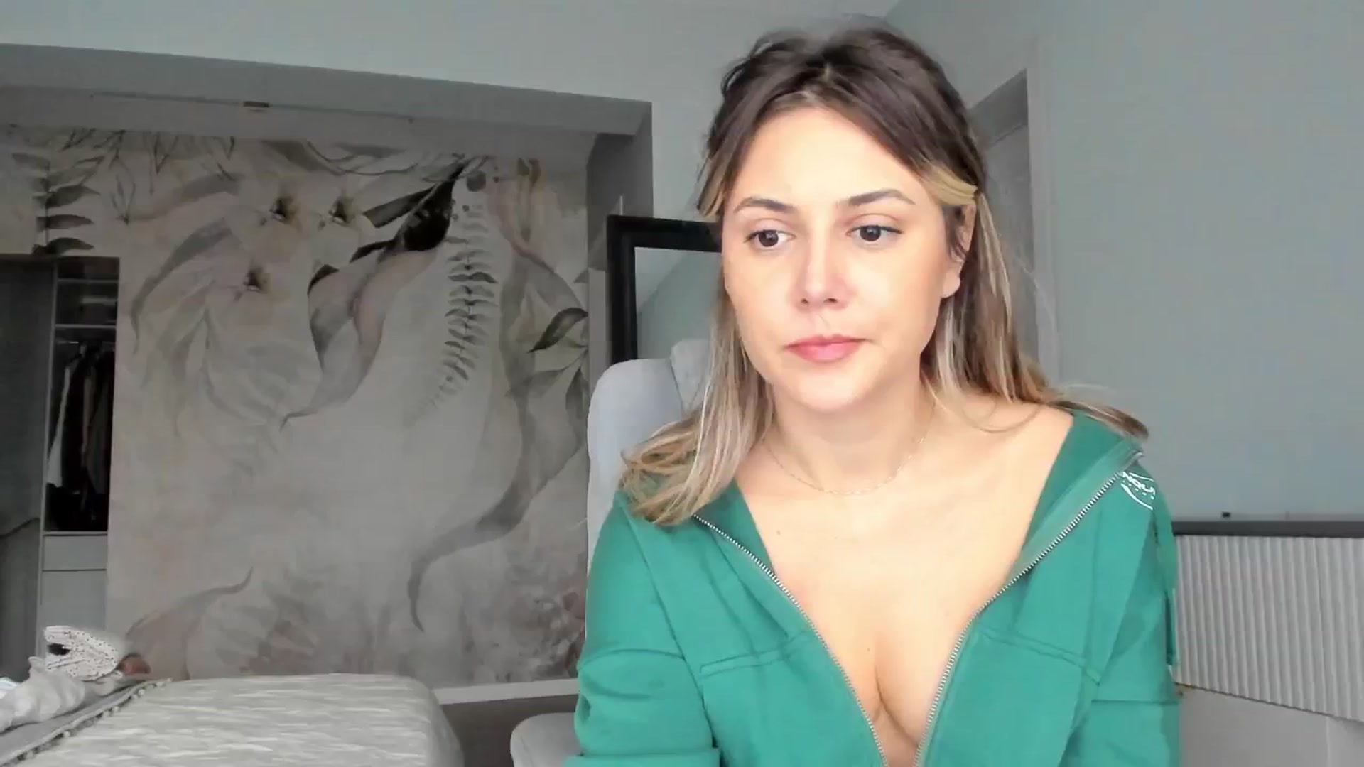 Gallery image thumbnail from NellieCutest's myfreecams stream on, 12/06/2024, 11:22 image 8 of 20