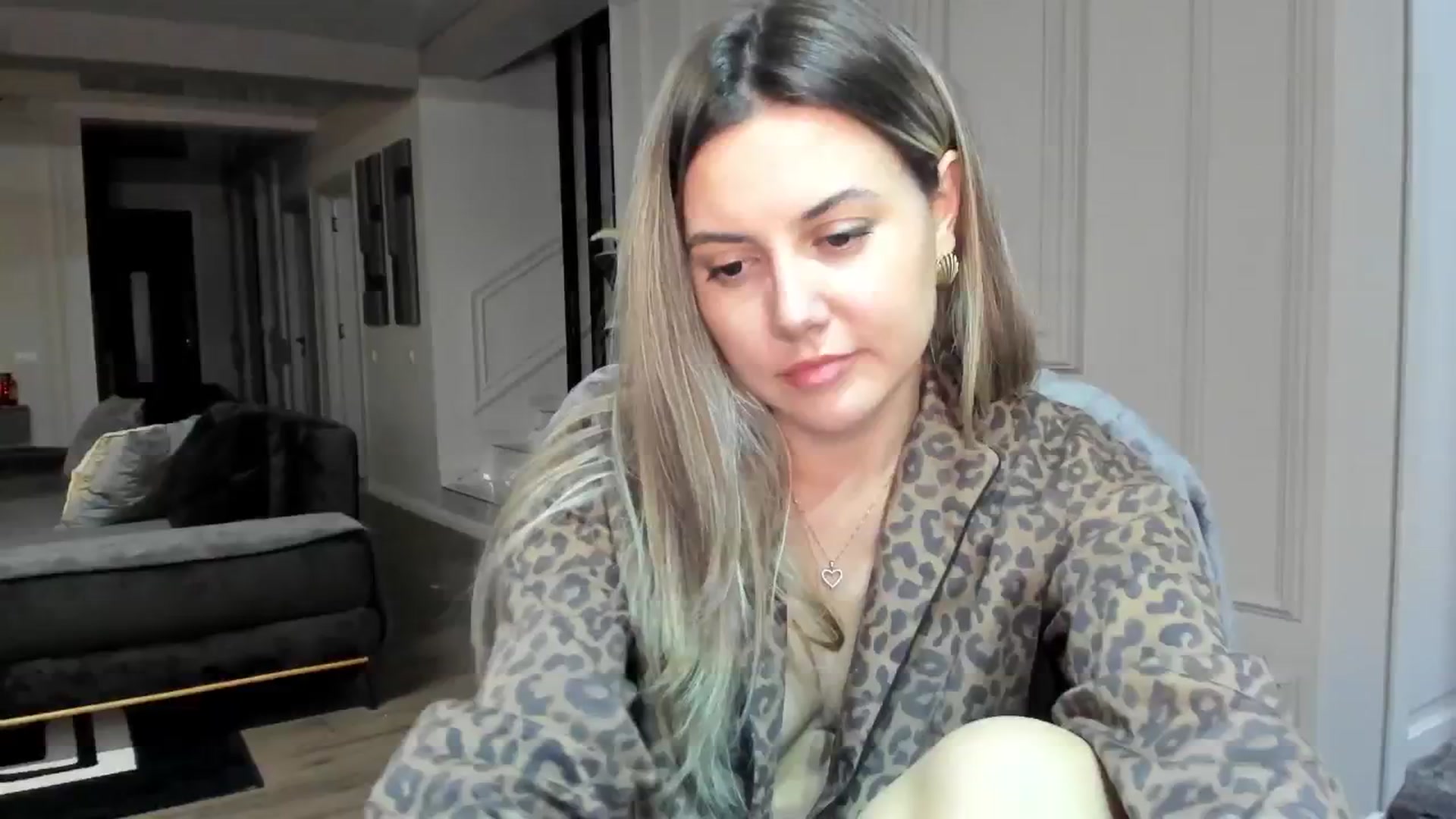 Gallery image thumbnail from NellieCutest's myfreecams stream on, 12/29/2024, 20:16 image 12 of 20