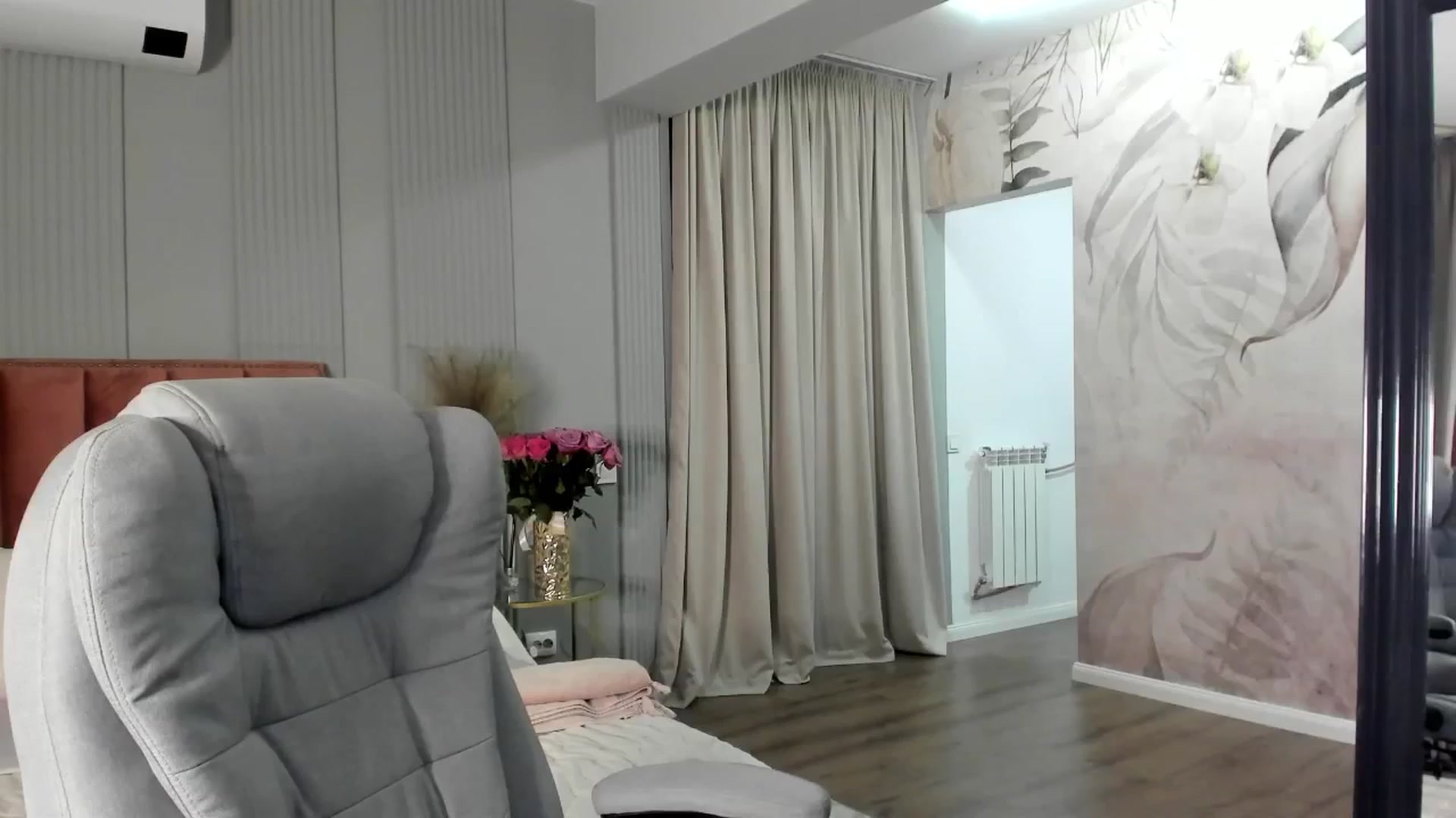 Gallery image thumbnail from NellieCutest's myfreecams stream on, 02/16/2025, 21:33 image 20 of 20