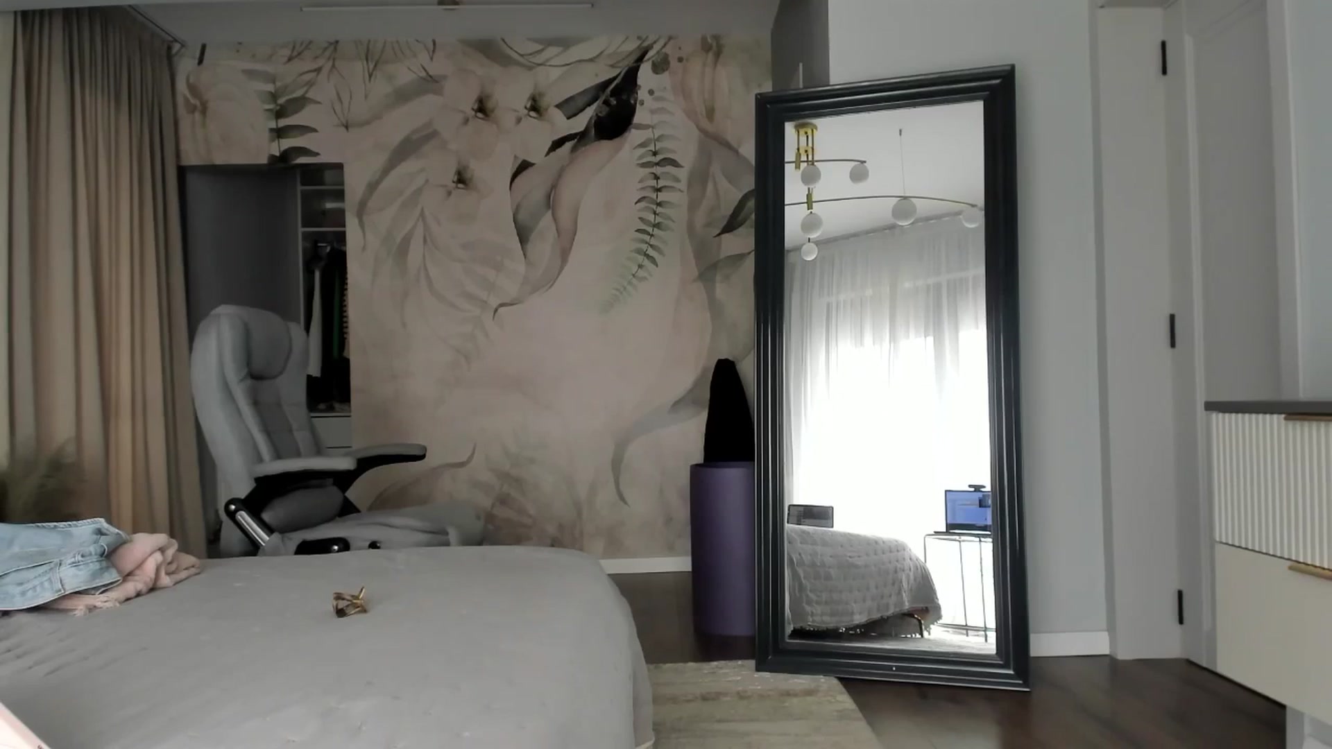 Gallery image thumbnail from NellieCutest's myfreecams stream on, 03/14/2025, 13:07 image 13 of 20